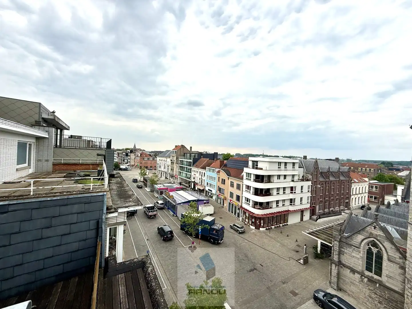 Penthouse duplex met unieke terrassen en zichten op de Markt foto 40