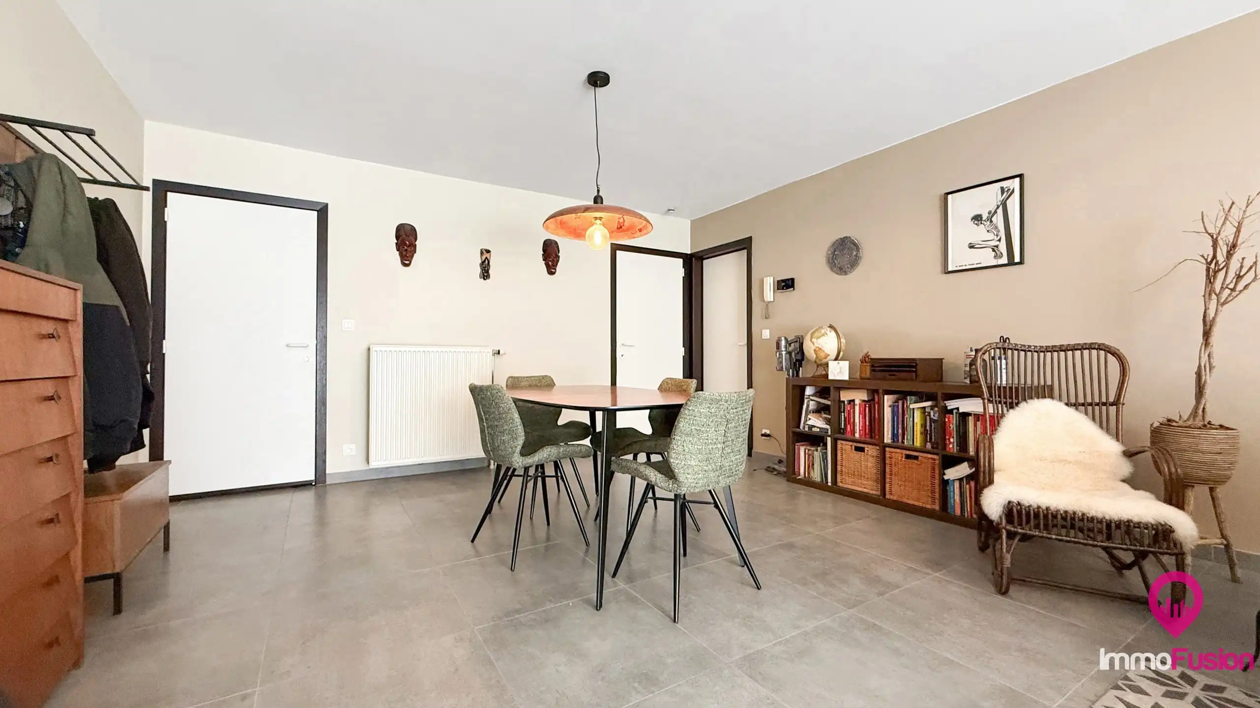 Gezellig appartement met ruim terras in het hart van Koersel foto 15