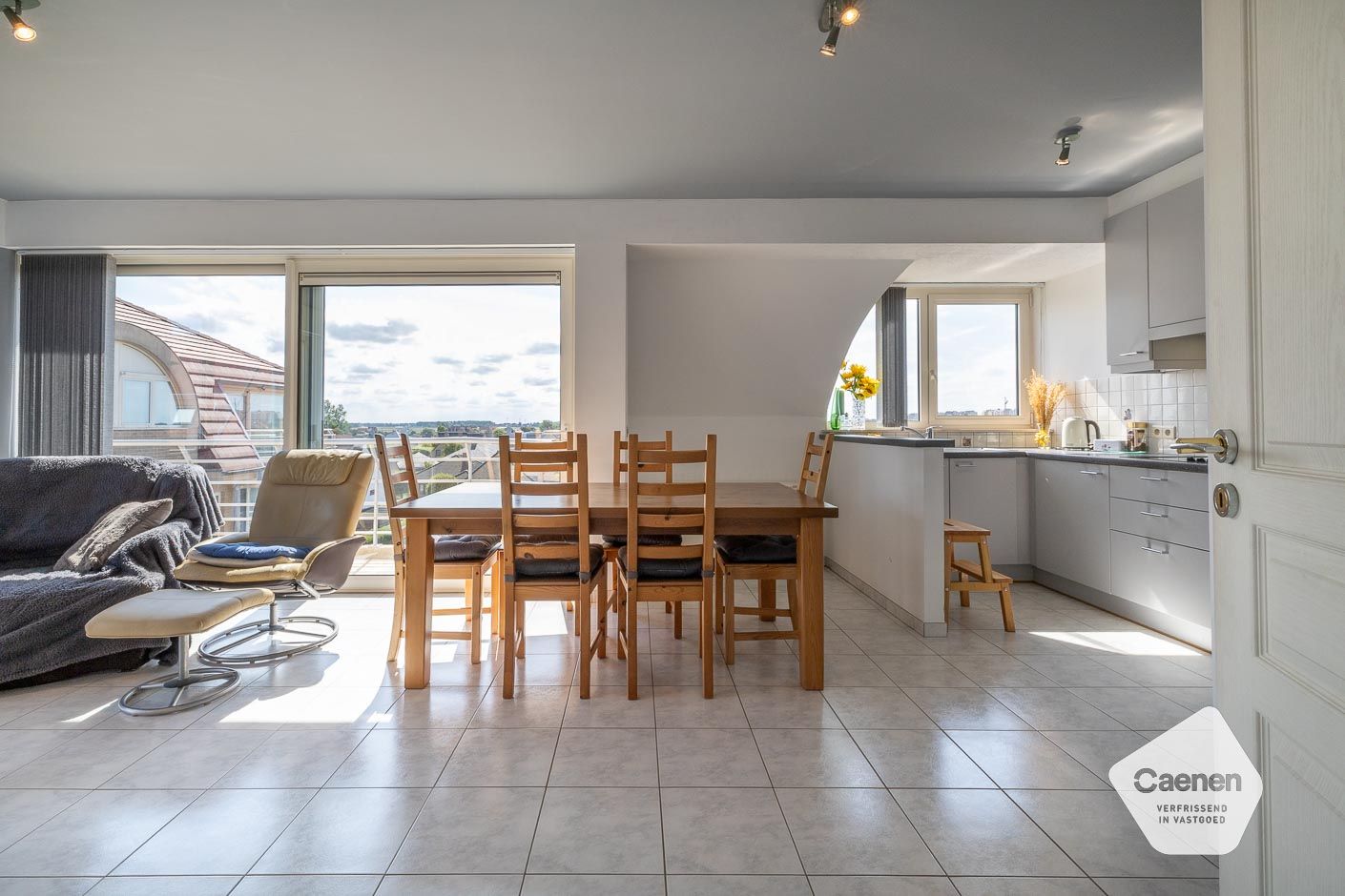 zongericht appartement met 2 slaapkamers foto 23