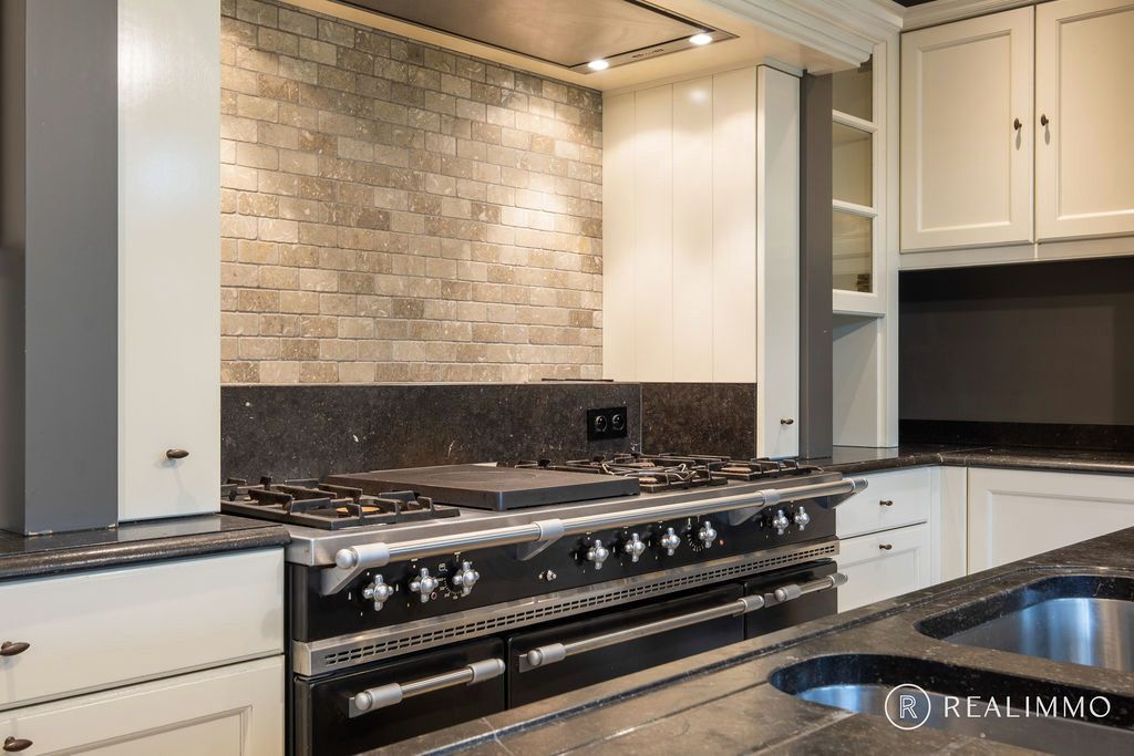 Verrassende villa op 1.699 m² ! foto 6