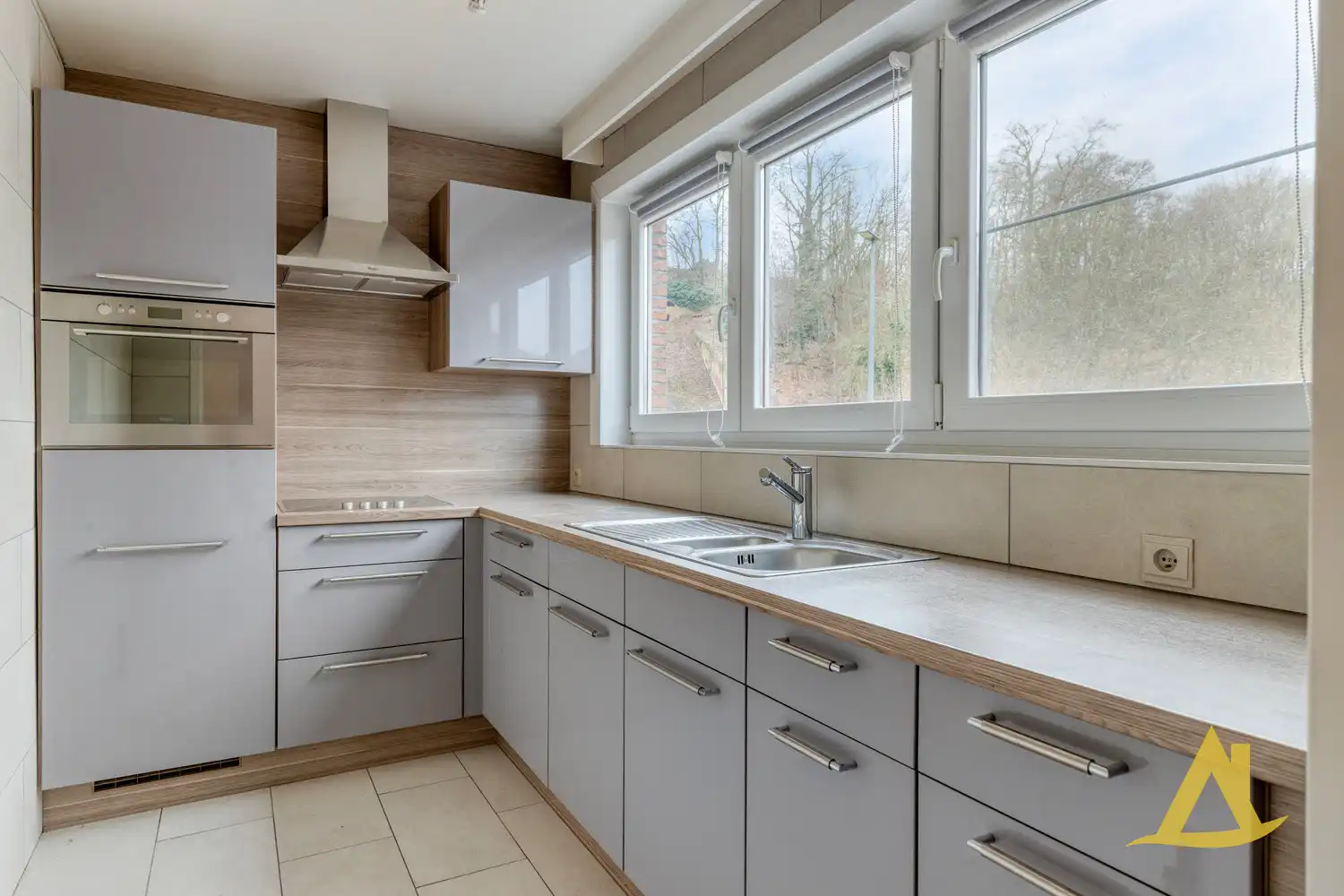 RUIM APPARTEMENT IN HET CENTRUM VAN DIEST! foto 11