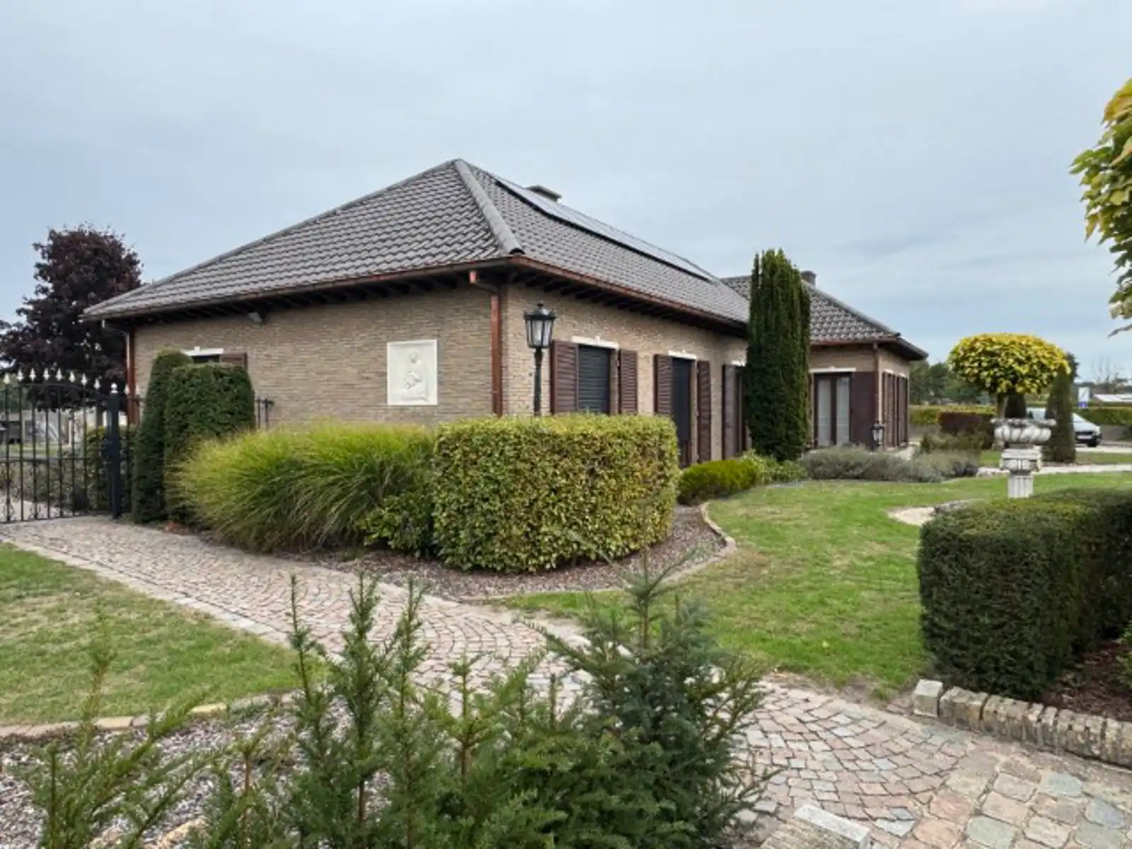 Ruime rustig gelegen villa foto 22