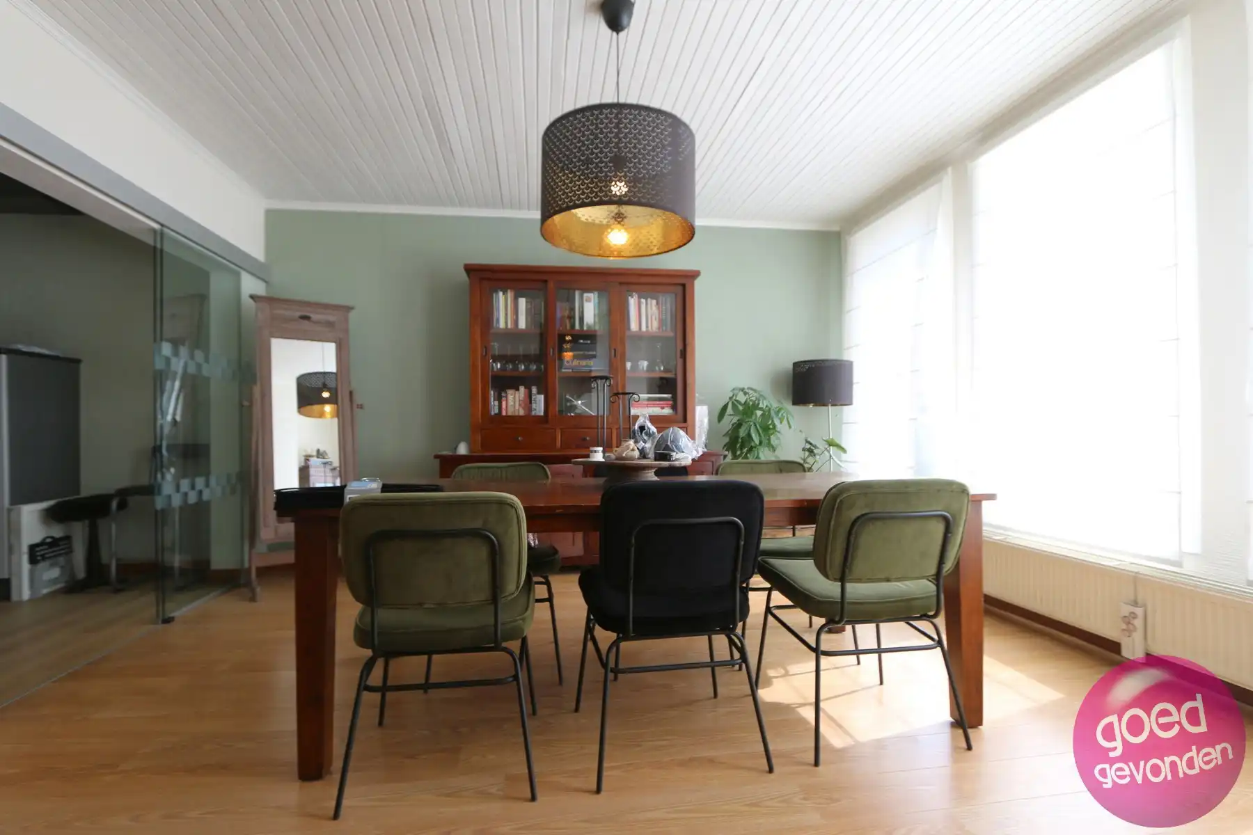 GEZINSWONING - HOB - 3 SLK - TUIN - TERRASSEN - PARKING foto 3