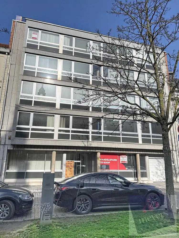 Lichtrijk appartement met ruim zonneterras in het hart van Hasselt foto 2