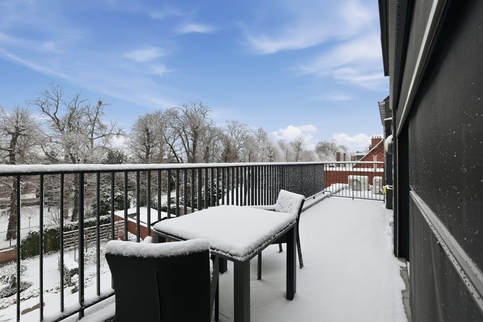 PENTHOUSE MET UNIEK DAKTERRAS, SAUNA EN STAANPLAATS IN HARTJE SINT-TRUIDEN foto 27