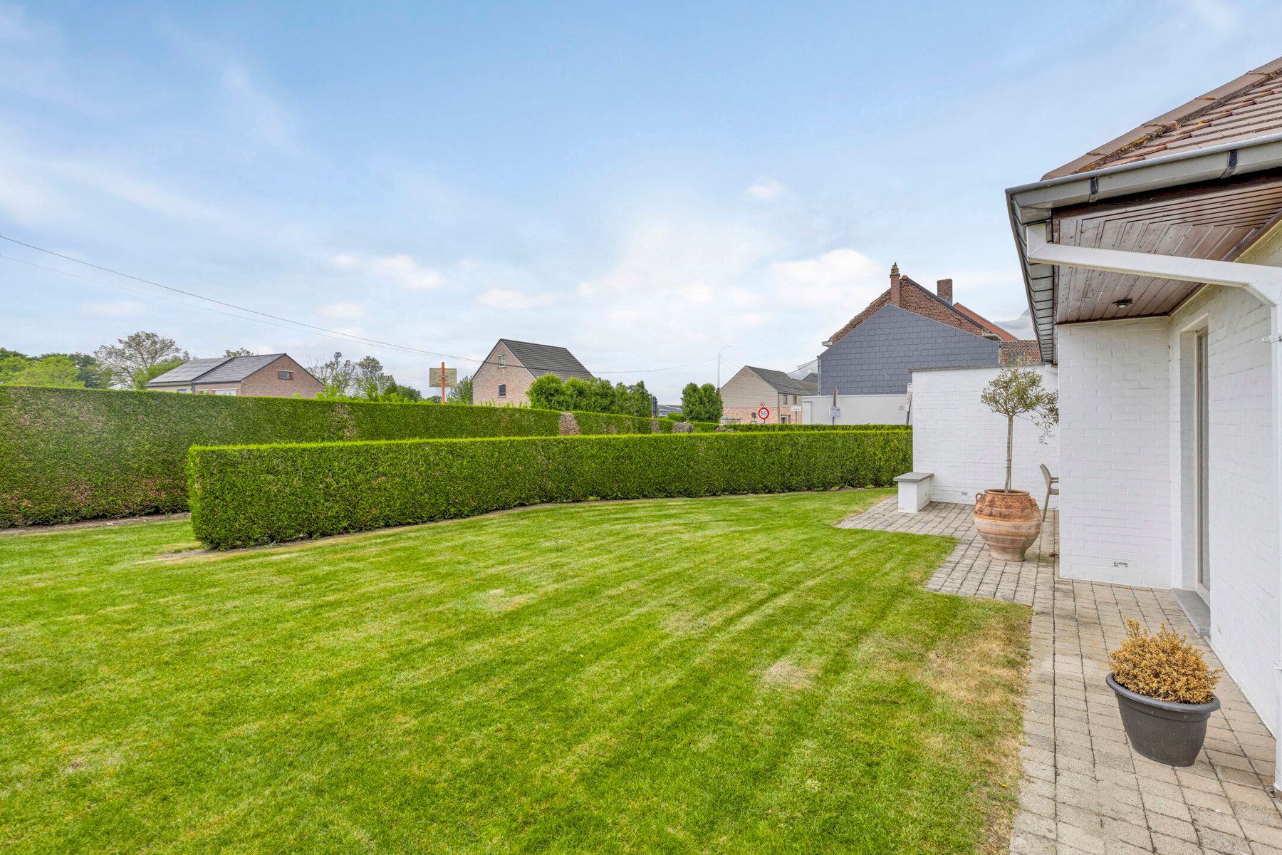 Villa met 4 slaapkamers, zwembad en garage foto 27