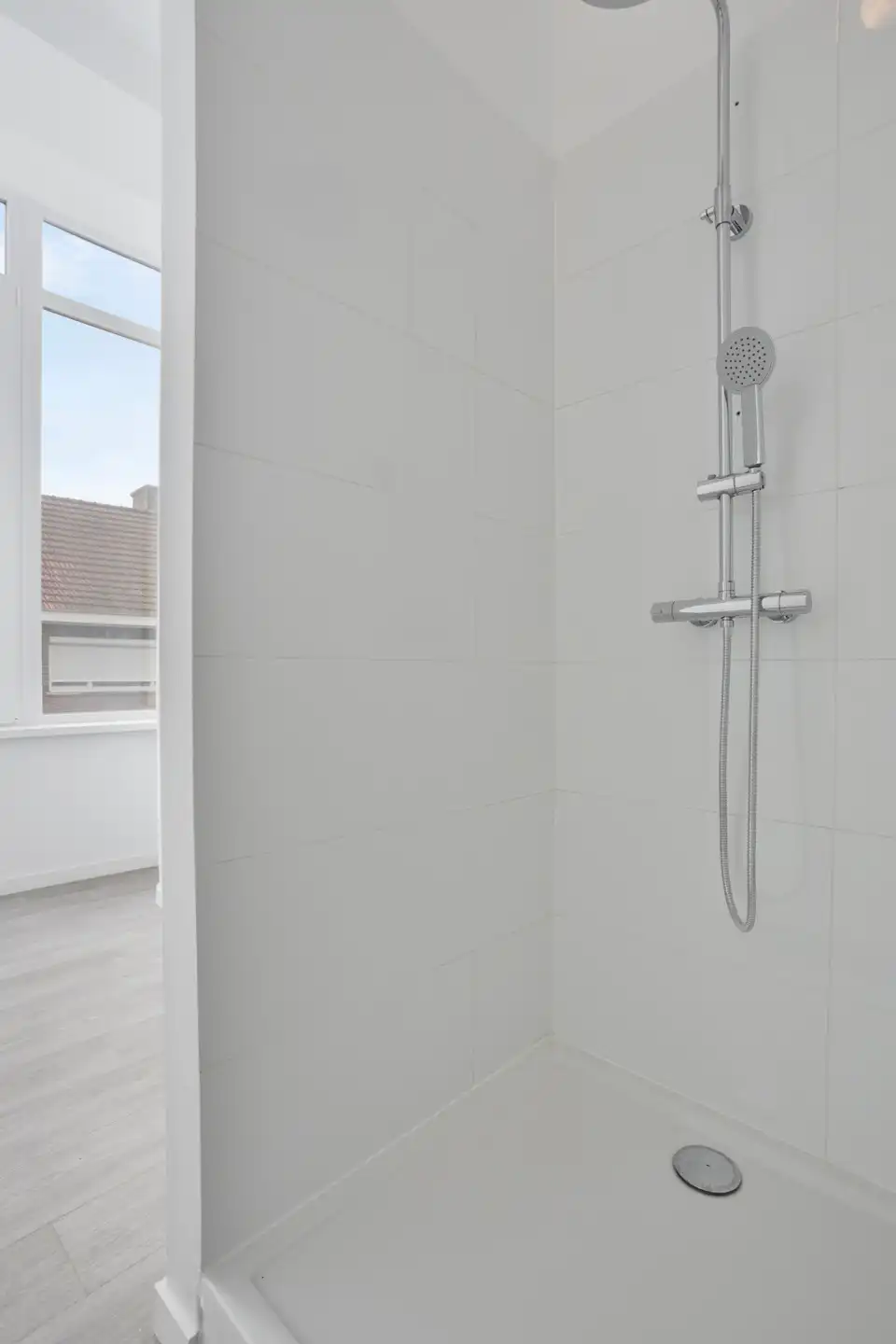 Gerenoveerd appartement met 2 slaapkamers te centrum Tienen foto 15