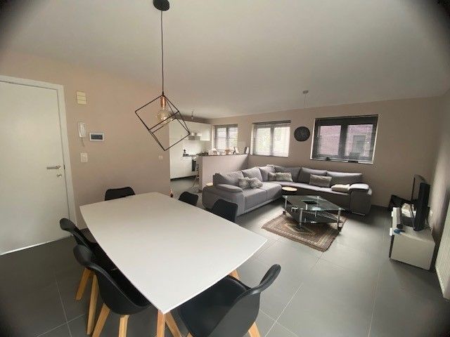 Duplex appartement met 3 slaapkamers in Beringen foto {{pictureIndex}}