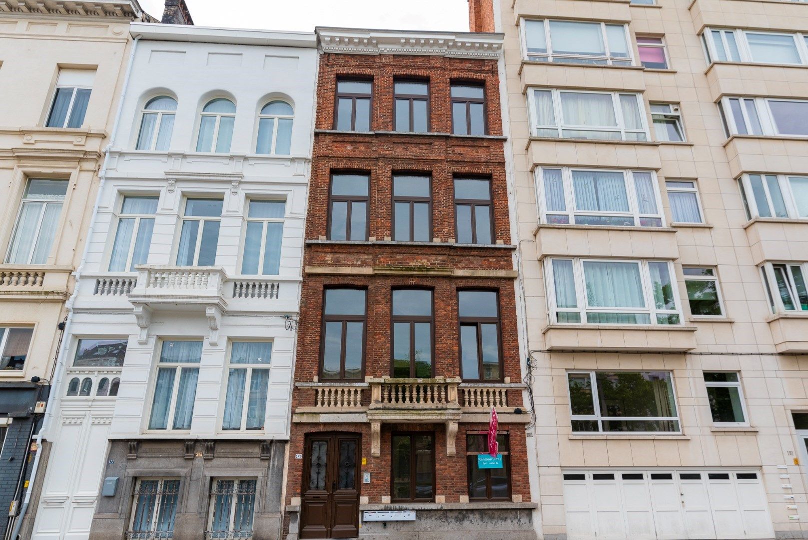 Stijlvol bemeubeld appartement met 1 slaapkamer foto 12