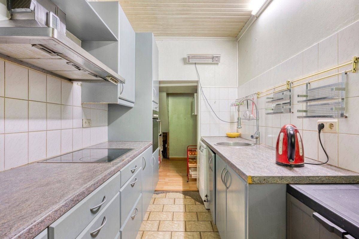 Karaktervolle woning met tuin en parking aan achterzijde - aan het stadscentrum van Tongeren foto 10