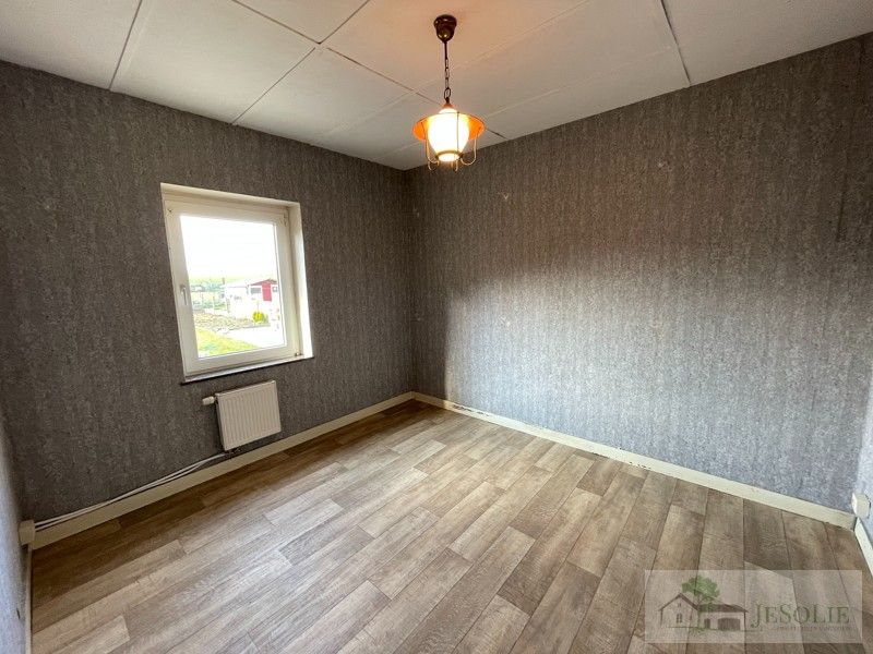 Woning - 3 kamers + veel bergruimte foto 12
