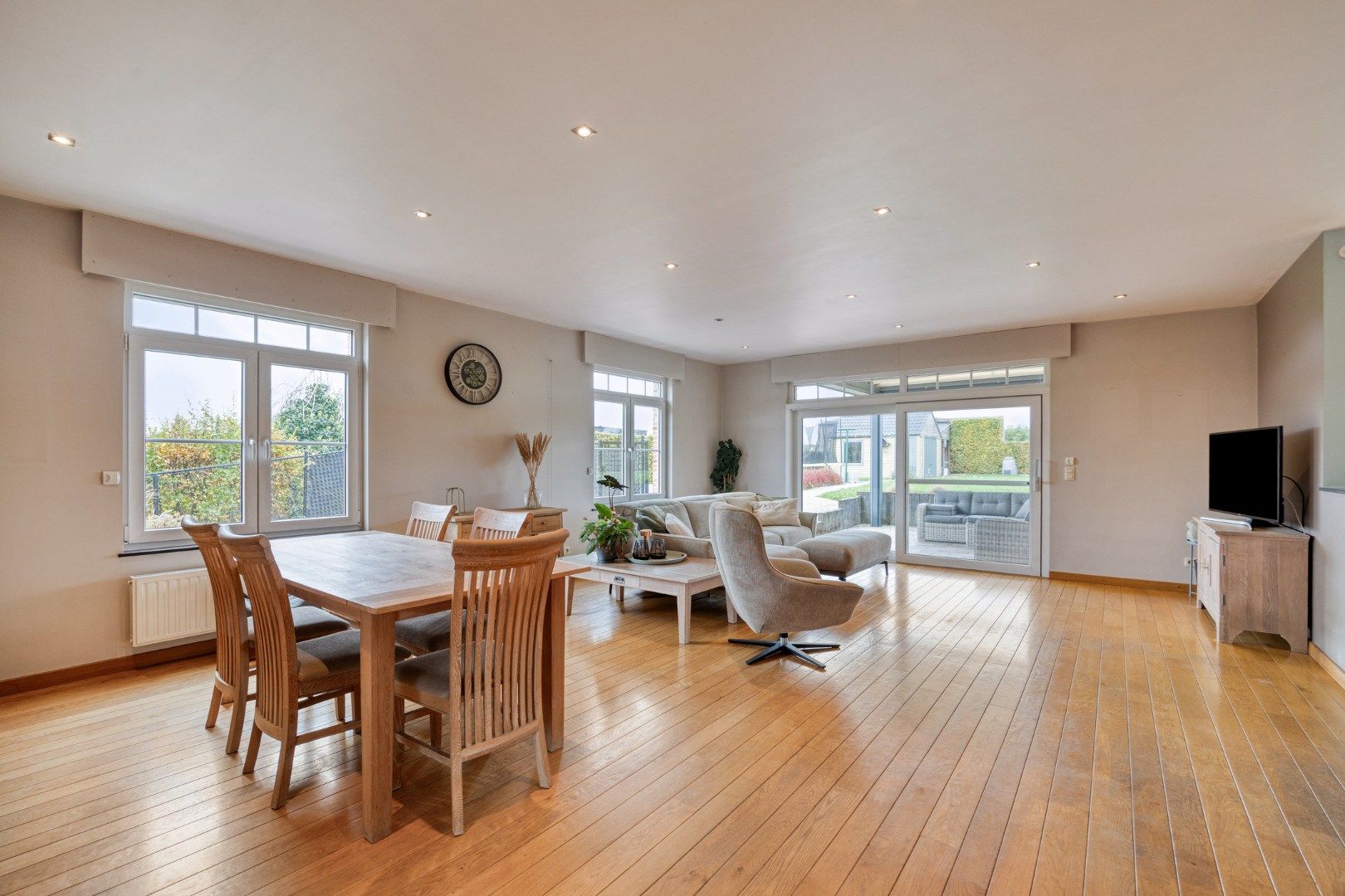  Open bebouwing met 4 ruime slaapkamers, bureau en 2 garages, tuin en terras in Bertem – EPC 133 kWh/m² foto 5