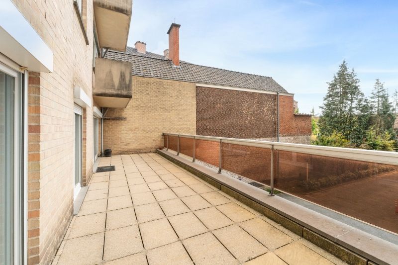 Ruim appartement met zicht op het Polenplein foto 15