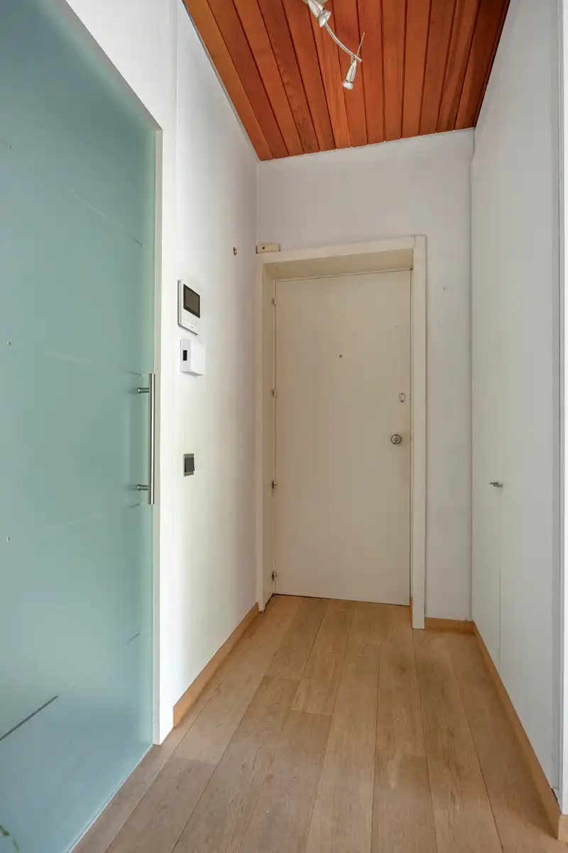 4-slaapkamer en 2-badkamer appartement (150 m²) in Berchem. foto 6