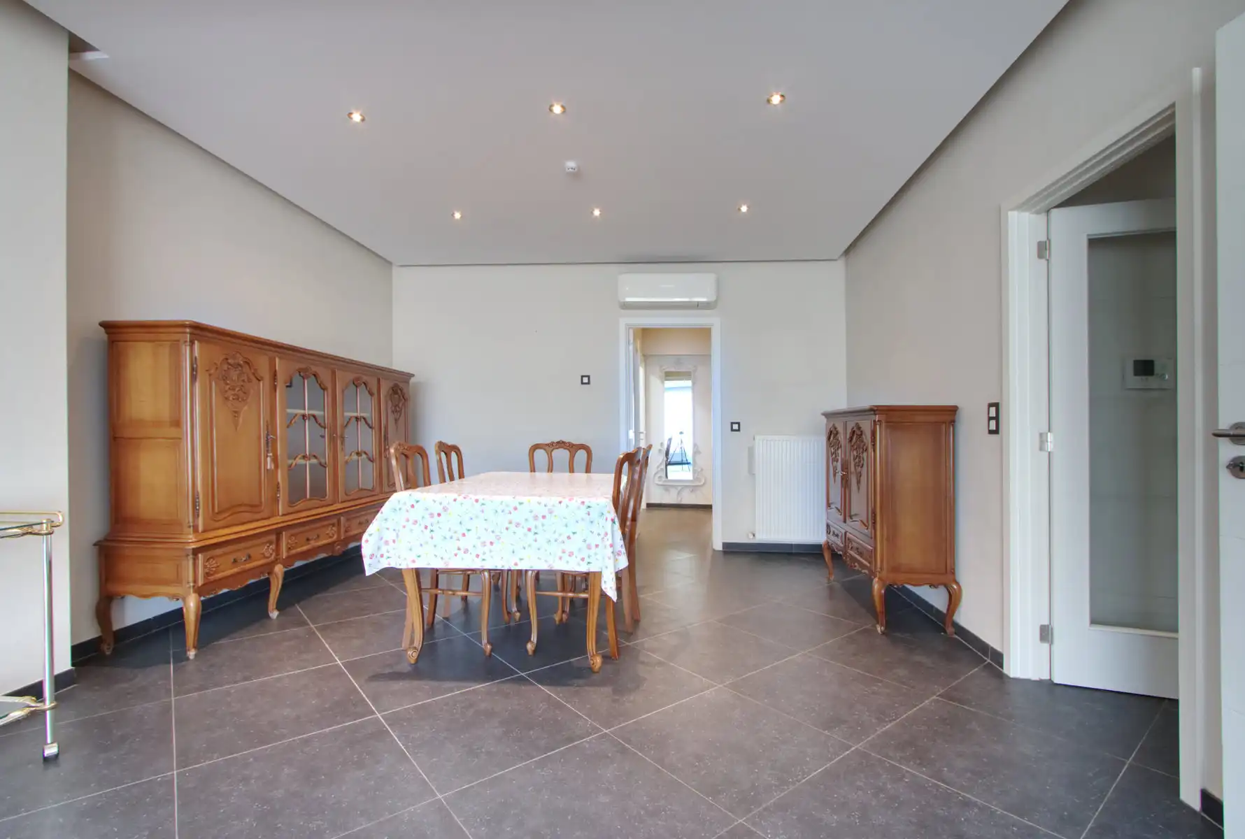 APP - 2 tot 3 SLK - 2 TERRASSEN - GARAGEBOX - KELDER - LIFT foto 10