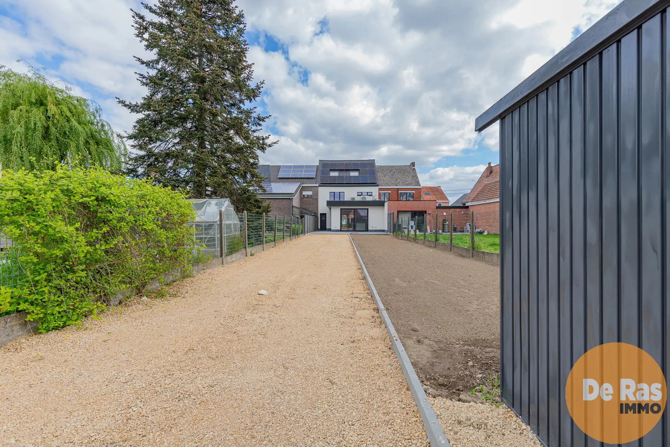 WICHELEN - Exclusief gerenoveerde woning met charme foto 28