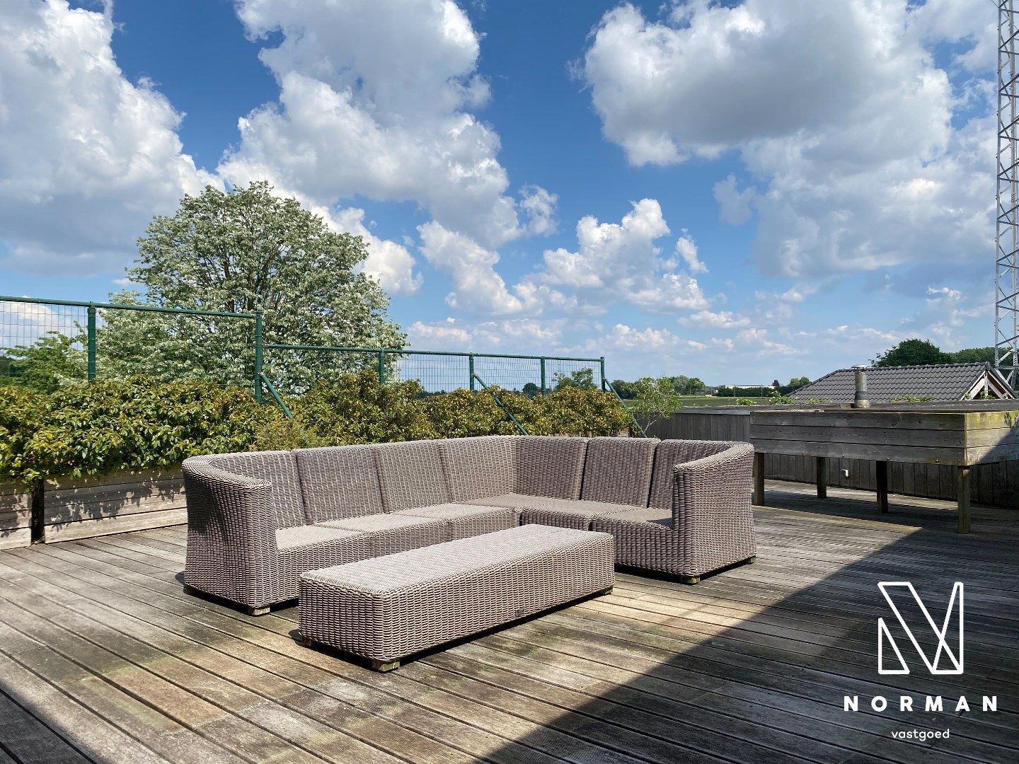 Duplex appartement met 3 slaapkamers, ruim en zonnig dakterras en garage foto 4