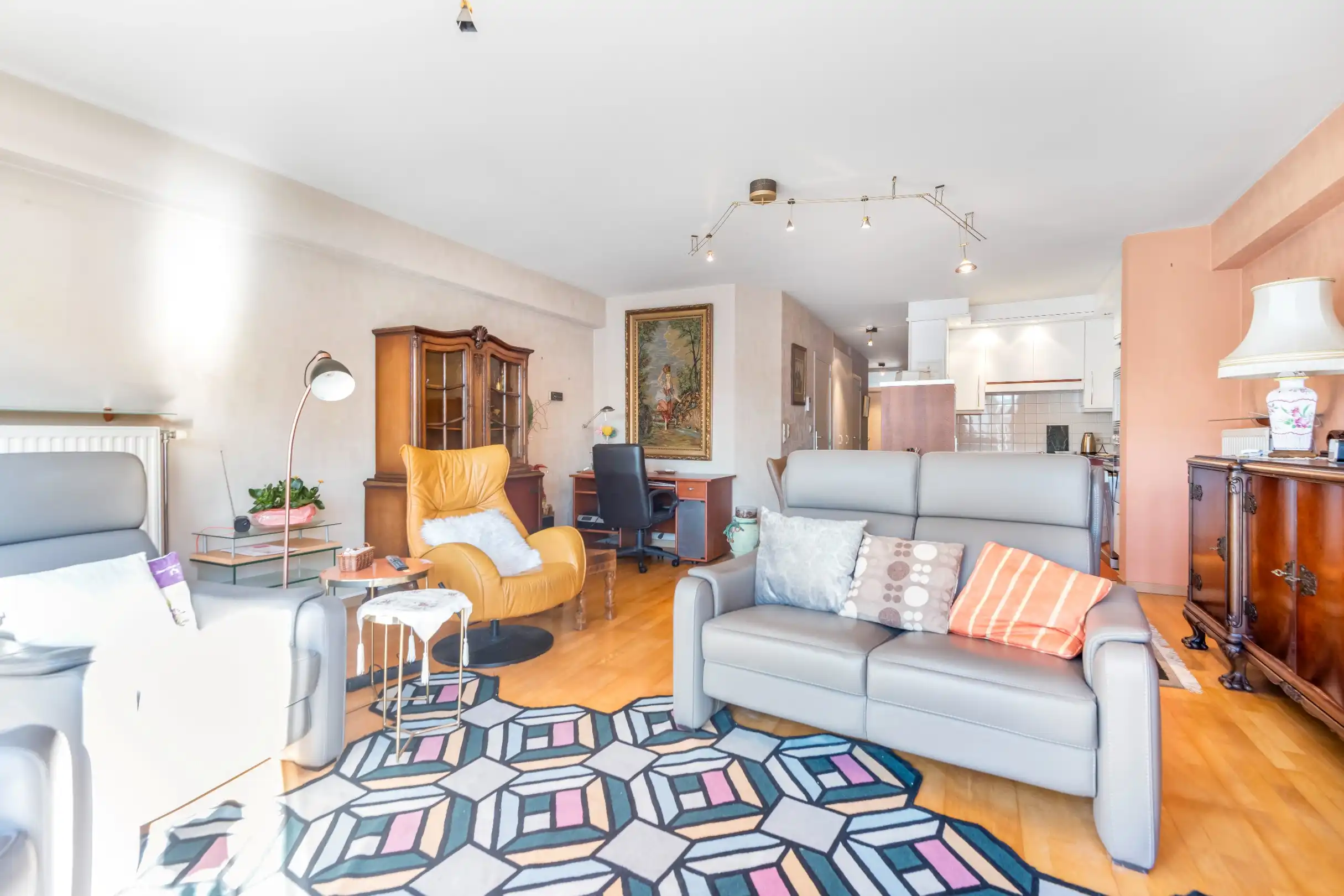 Centraal gelegen appartement aan de zonnekant van de Lippenslaan met twee slaapkamers.  foto 7