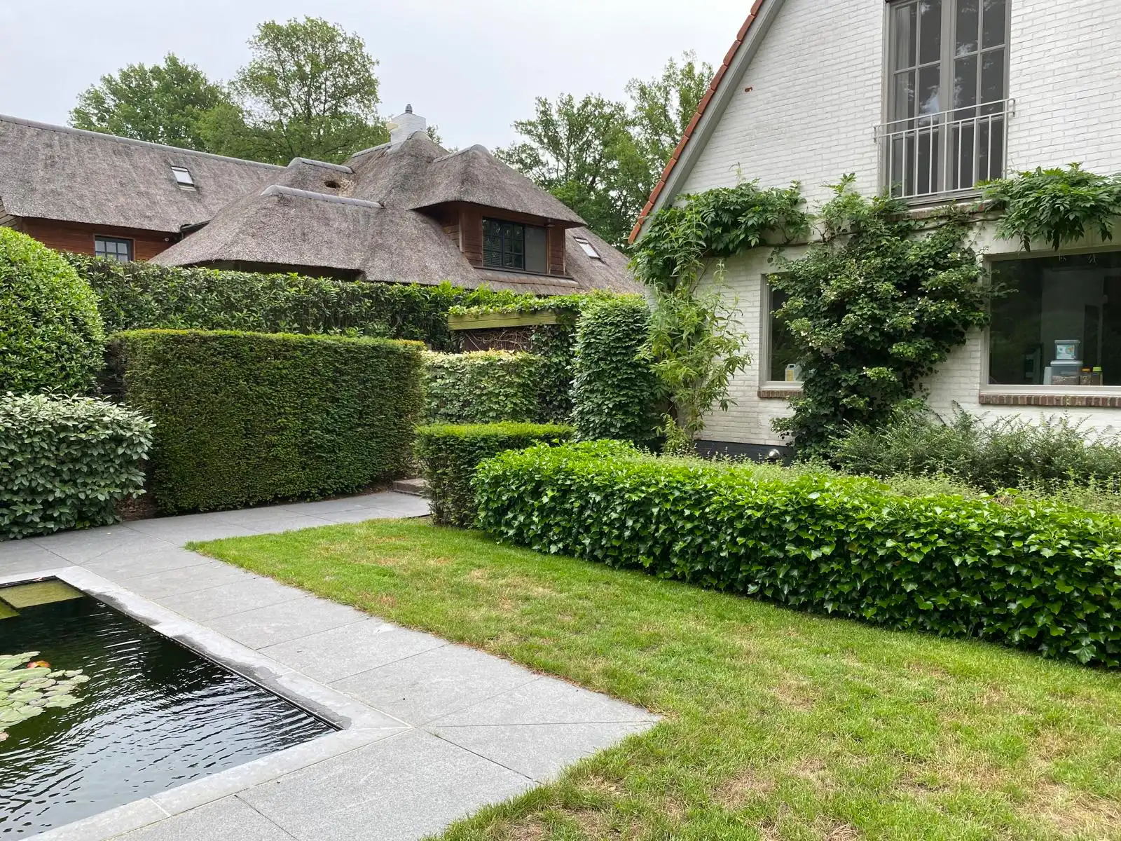 Charmante villa met zwemvijver en veel groen 1.512m2 foto 7