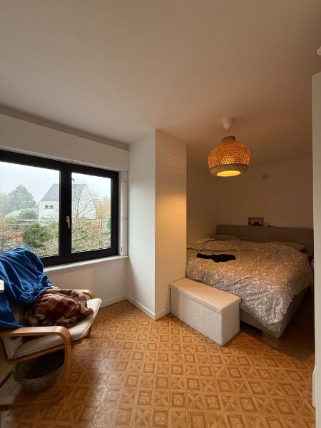 Instapklare halfopen woning met tuin nabij Sint-Pietersstation foto 13