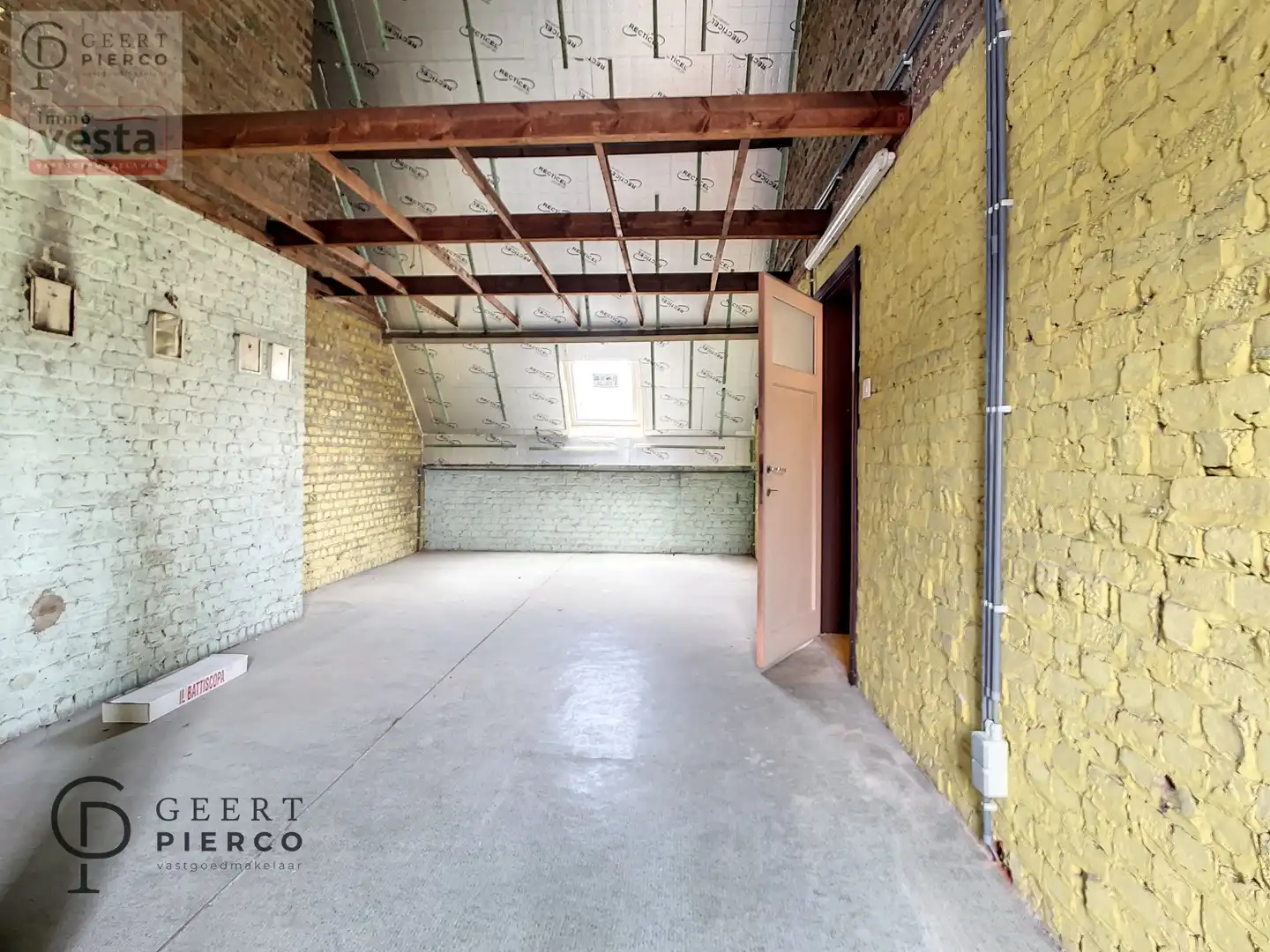 Prachtige gerenoveerde gezinswoning foto 30