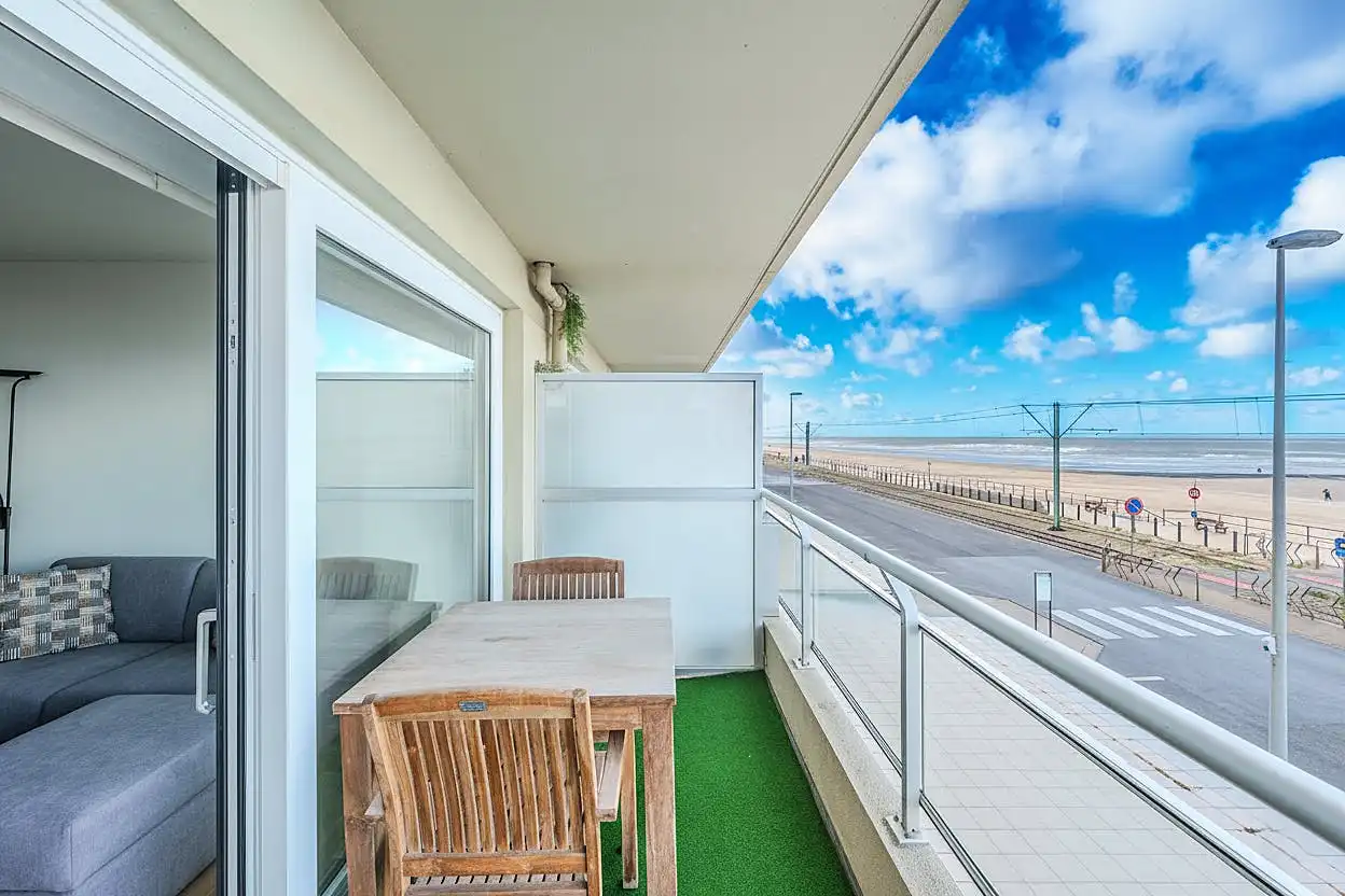 Prachtig éénslaapkamer appartement te koop op de Zeedijk te Middelkerke! foto 11