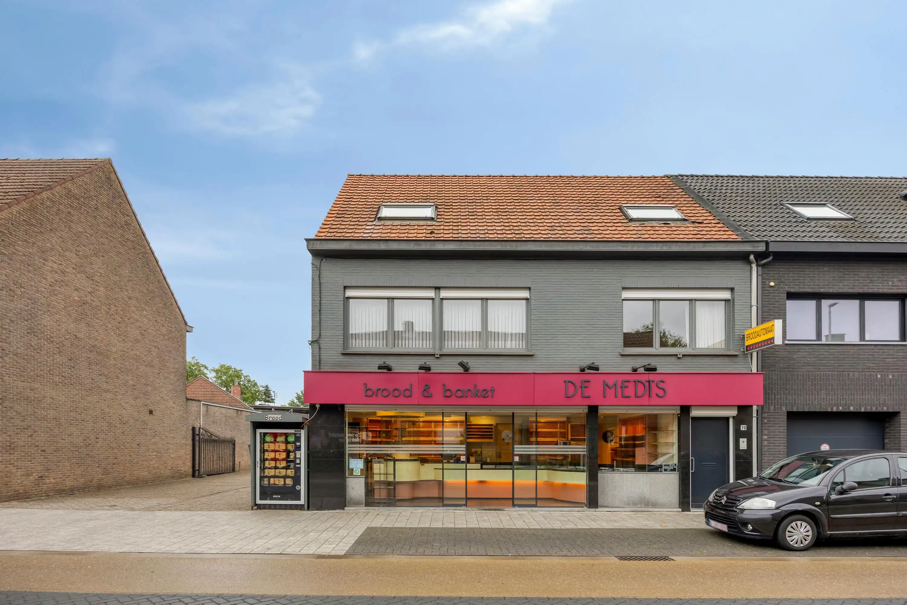 Handelspand met woonst, 6 slpk, in Wildert centrum te koop foto 33