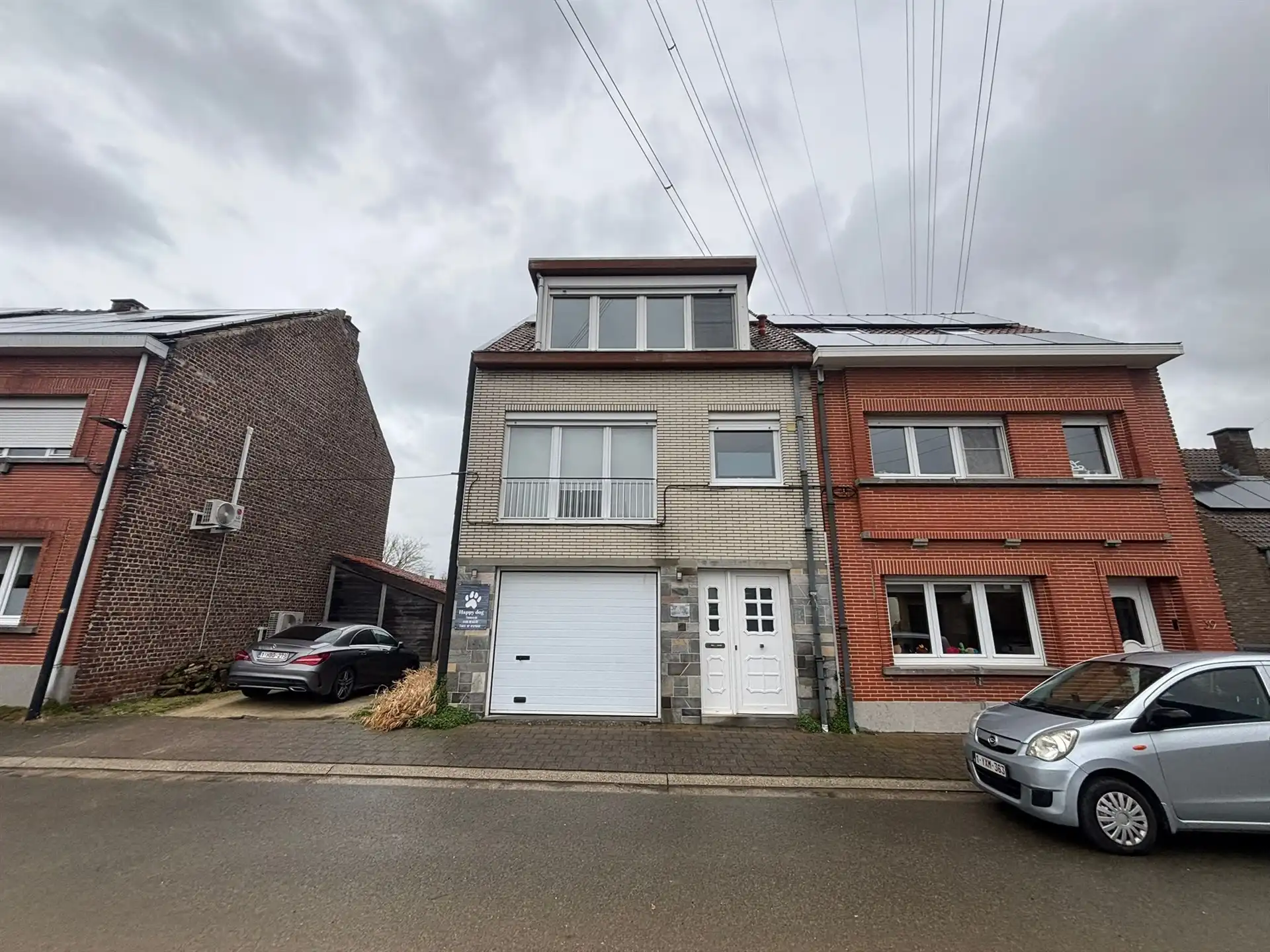 Woning met garage en tuin in alle rust! foto 2