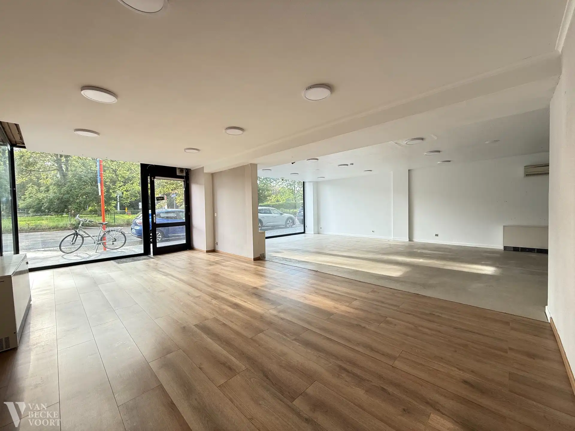 Handelsgelijkvloers 131m² foto 4