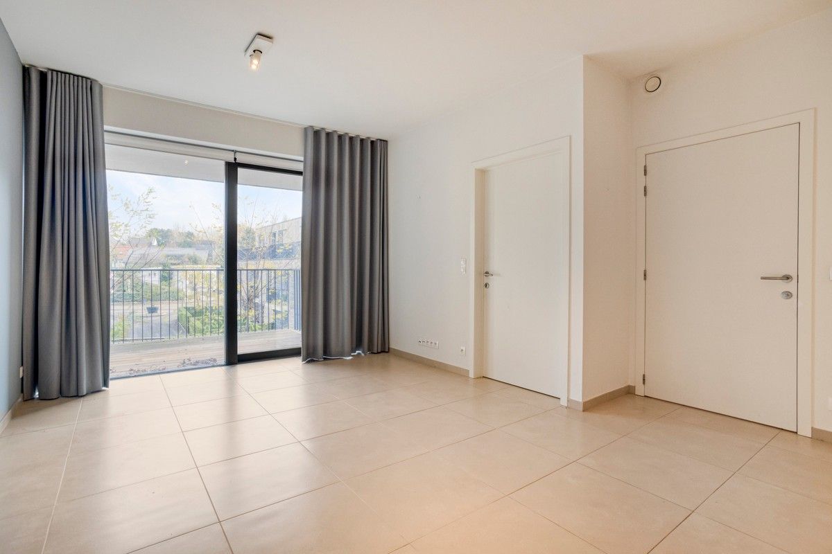 Prachtige assistentiewoning met één slaapkamer foto {{pictureIndex}}