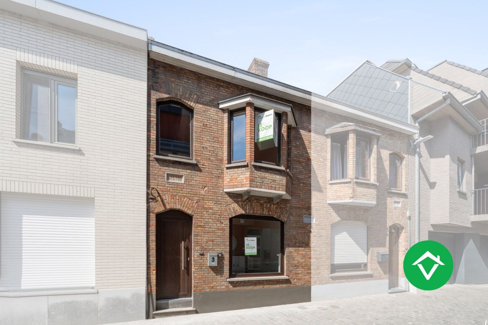 Instapklare rijwoning in hartje Gistel – gerenoveerd in 2025 foto {{pictureIndex}}
