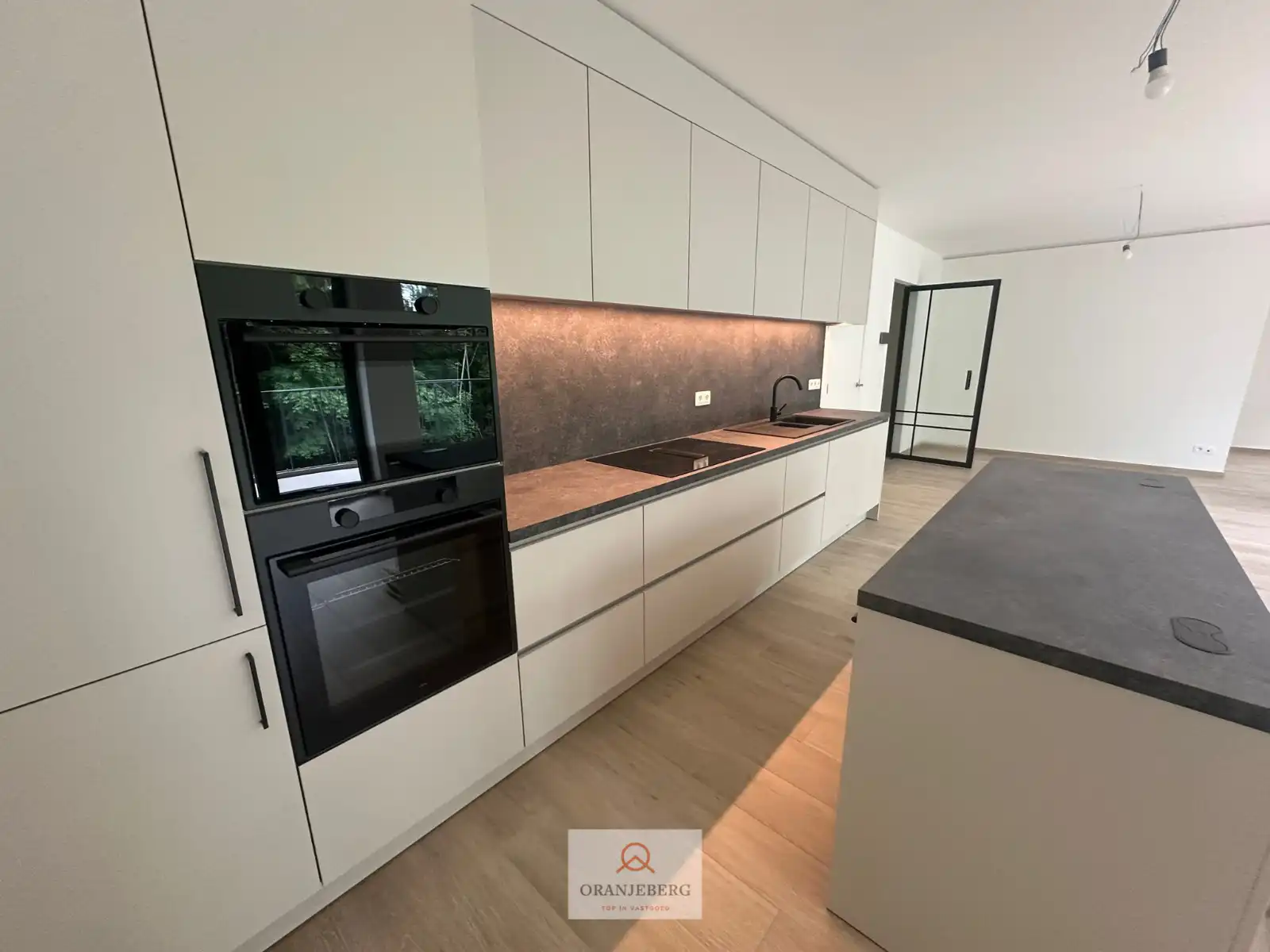Parkappartement met 3 slps en ondergrondse staanplaats foto 7