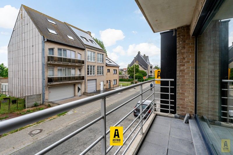 Instapklaar appartement in doodlopende straat nabij zee! foto 3