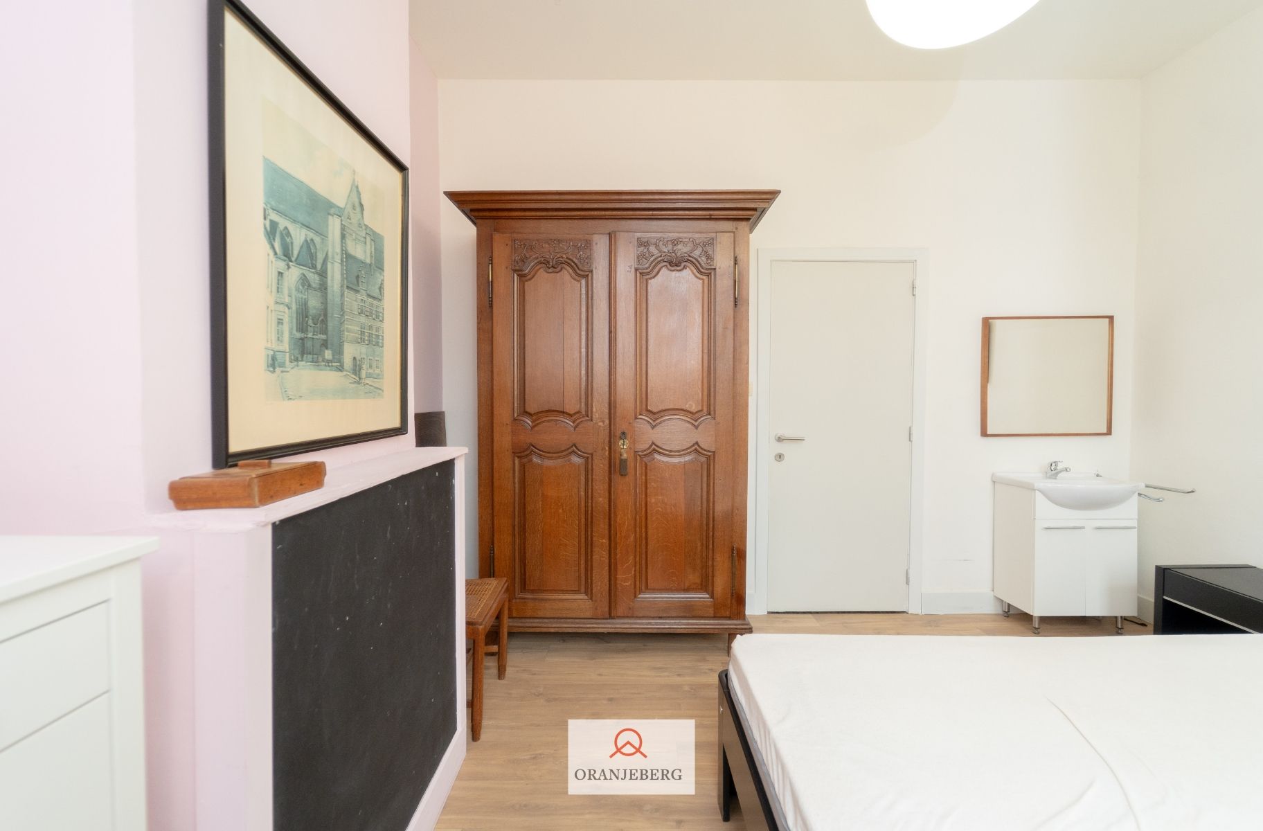 Huis met tuintje vlakbij Coupure foto 29