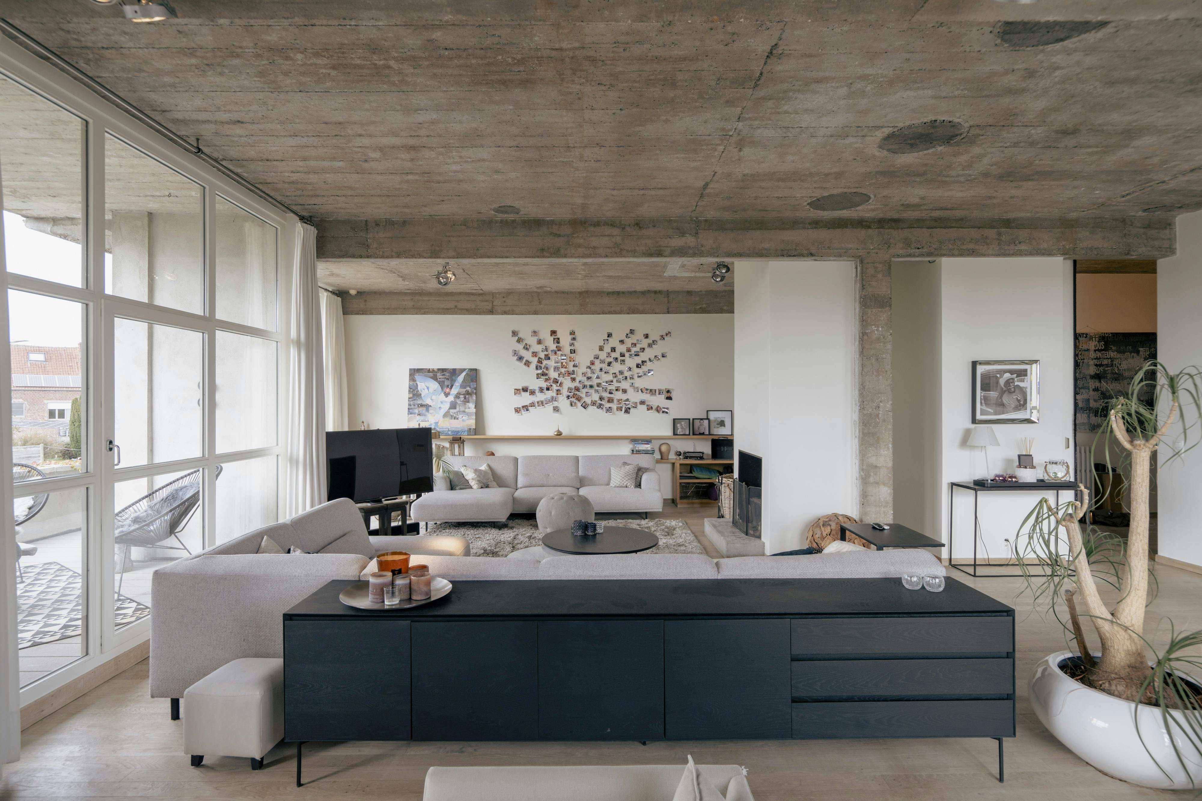 Exclusieve loftwoning met zwembad en loods te koop in Lauwe foto 6