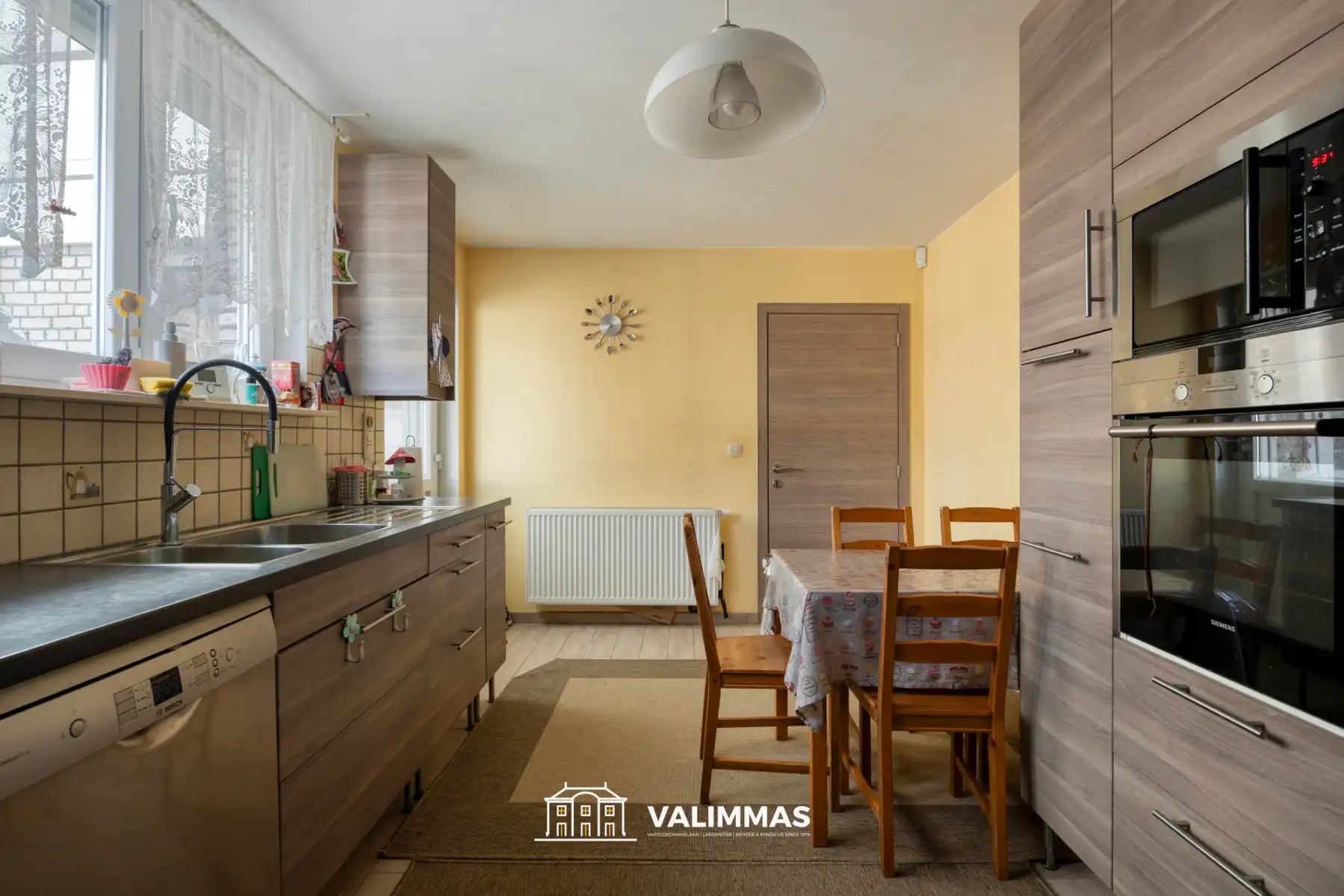 Ruime en zeer verzorgde woning met zonneterras en mooie tuin foto 9