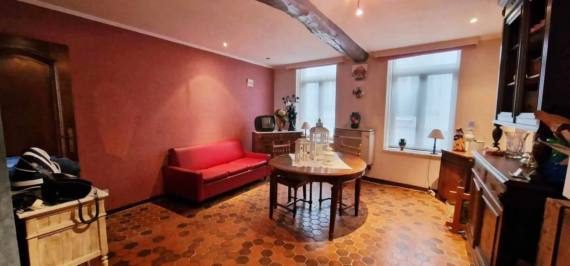 Karaktervol pand met enorm potentieel in hartje Tongeren foto 6