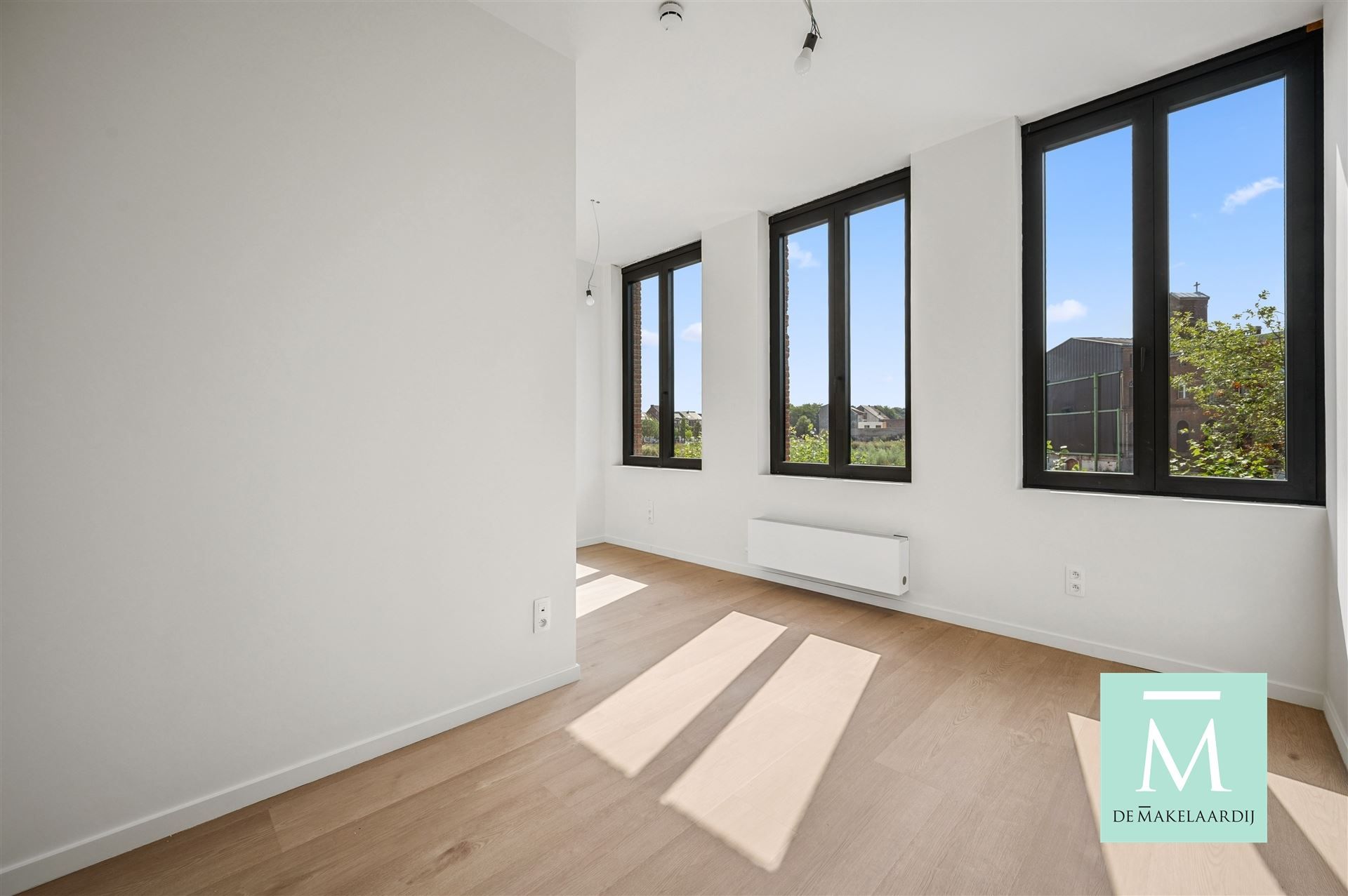 STUDENTS ONLY! Gemeubelde studio in hartje Mechelen - EERSTE BEWONING NA RENOVATIE  foto {{pictureIndex}}