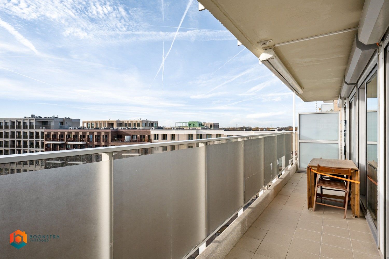 Ruim app met 2 slpkrs en terras foto 18