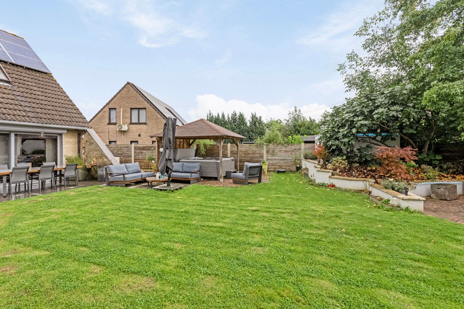 Instapklare OB met 4 kamers, garage, tuin en zonnepanelen foto 20