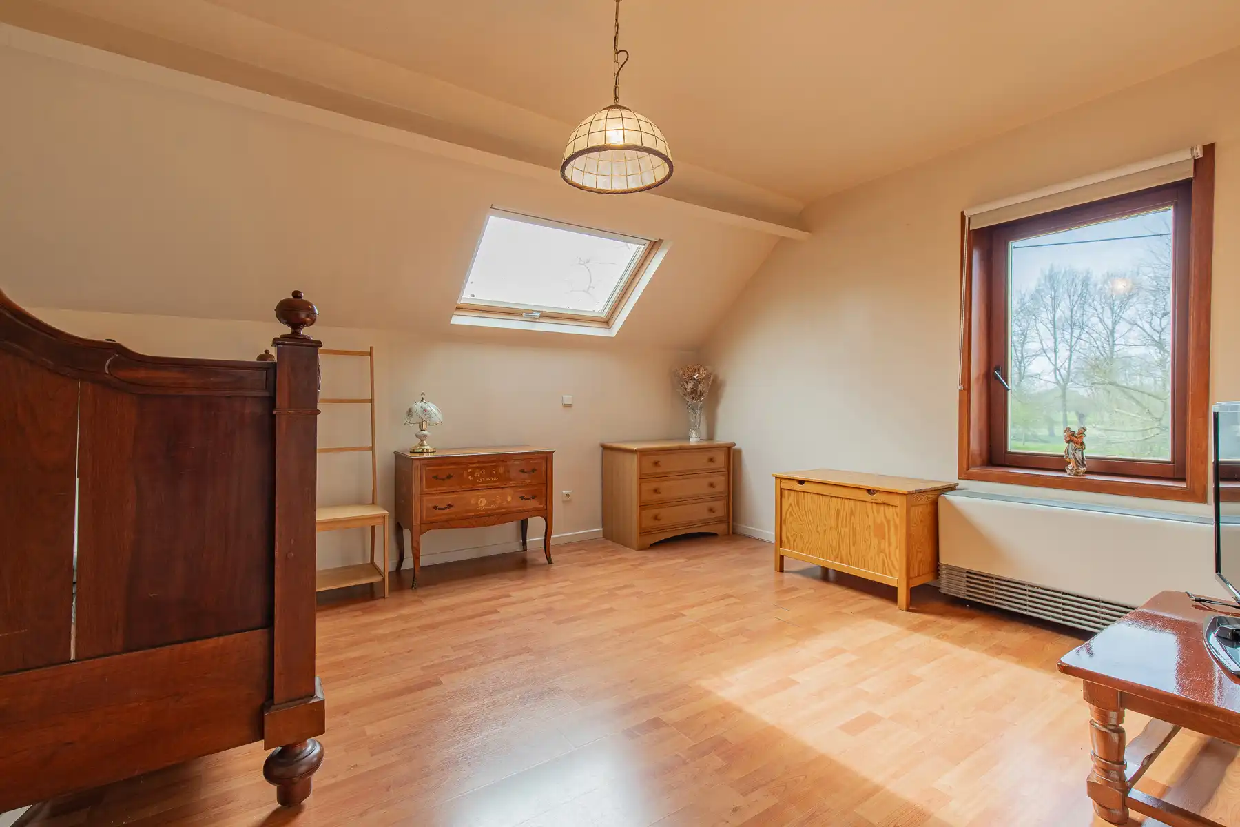 Woning op unieke ligging van 5 hectare foto 14