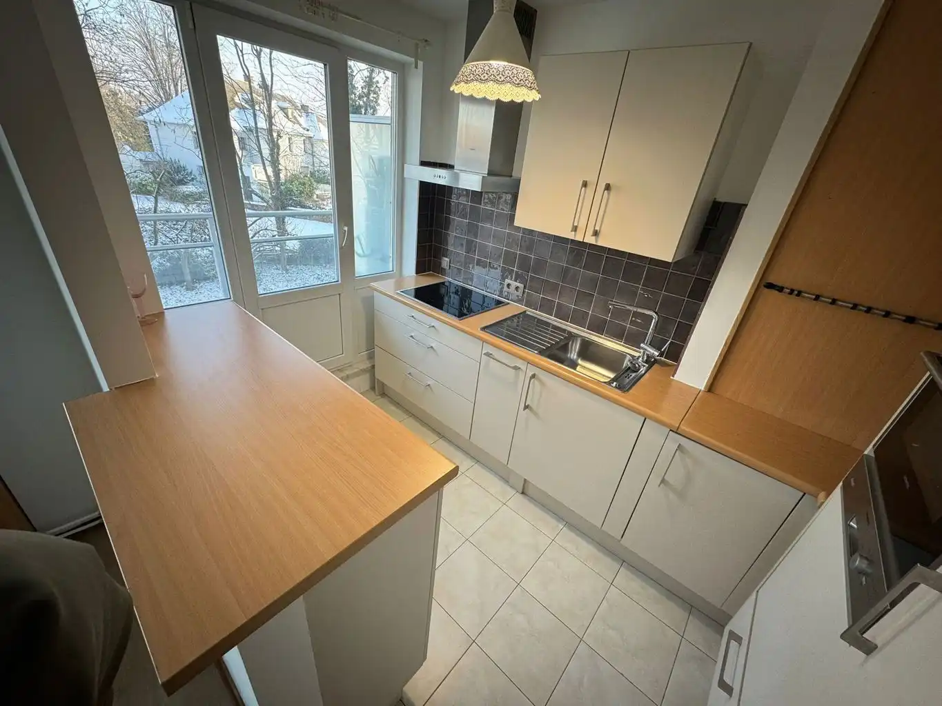 Lichtrijk gerenoveerd appartement op topligging foto 5