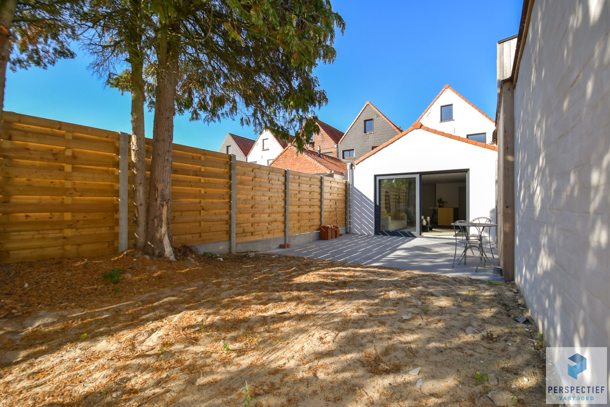 Stijlvol gerenoveerde woning met tuin op toplocatie foto 16