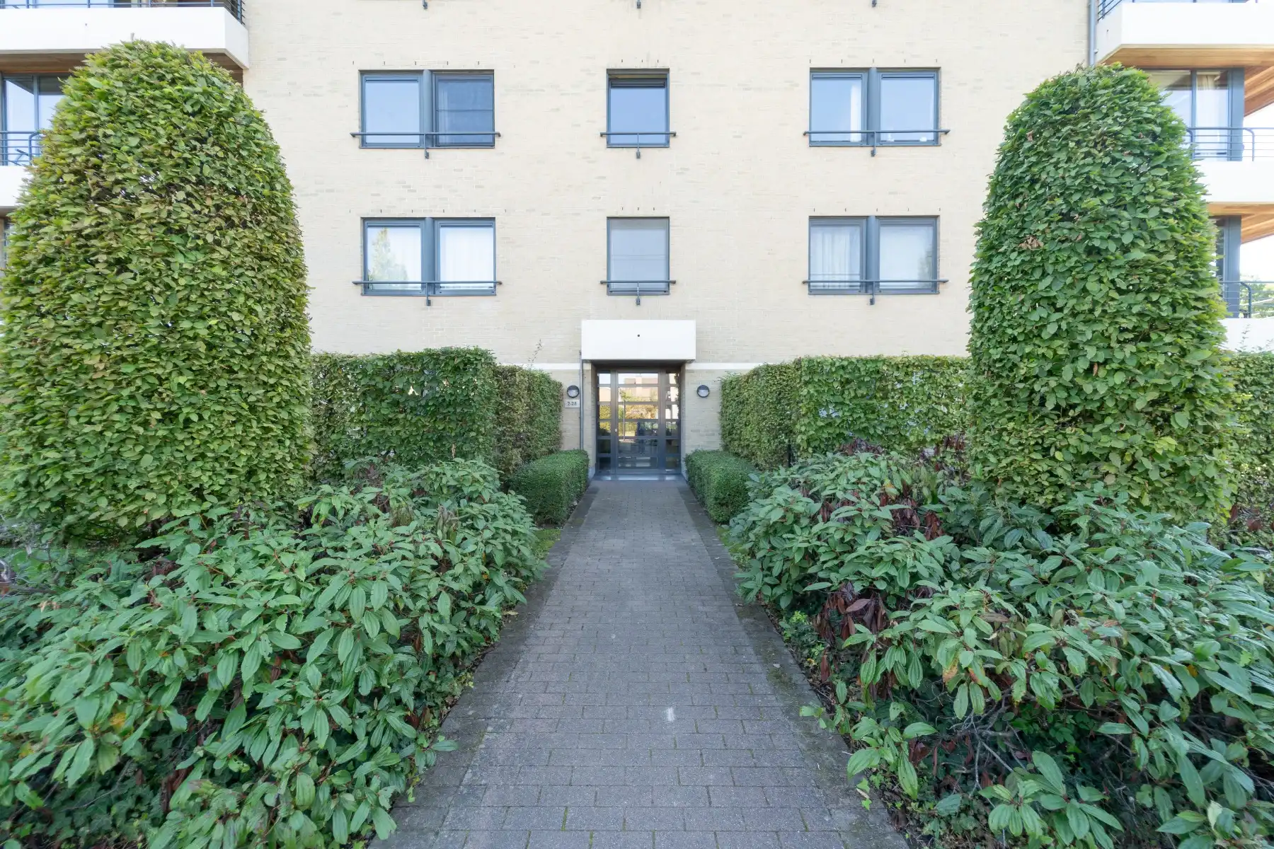 Gelijkvloers 2-slpk appartement met tuin! foto 23
