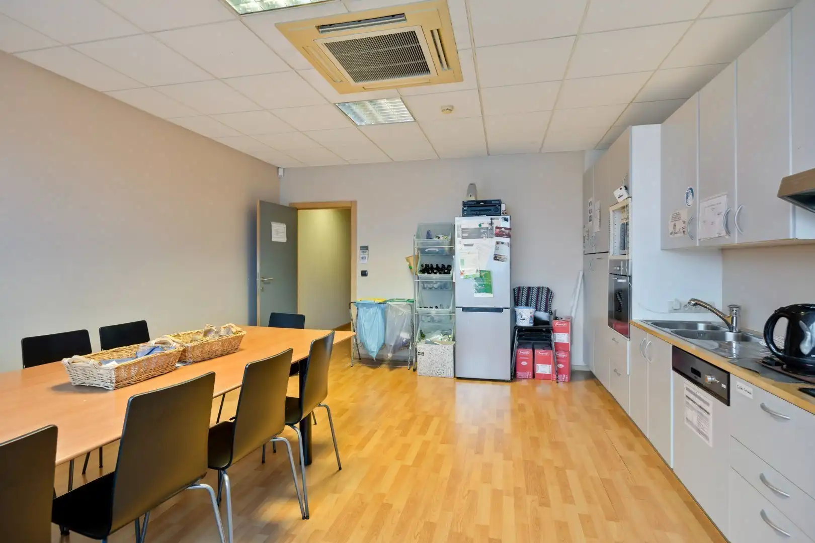 Kantoor te koop in het industriepark te Haasrode/Heverlee met 14 parkings - opp. 626 m² - verkoop van aandelen foto 38