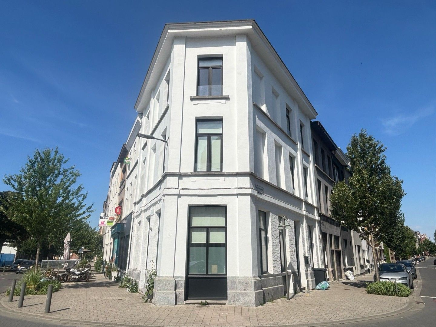 ()=>{if(producerUpdateValueVersion(node),producerAccessed(node),node.value===ERRORED)throw node.error;return node.value} Hardenvoort 46 - 2060 Antwerpen (2060)