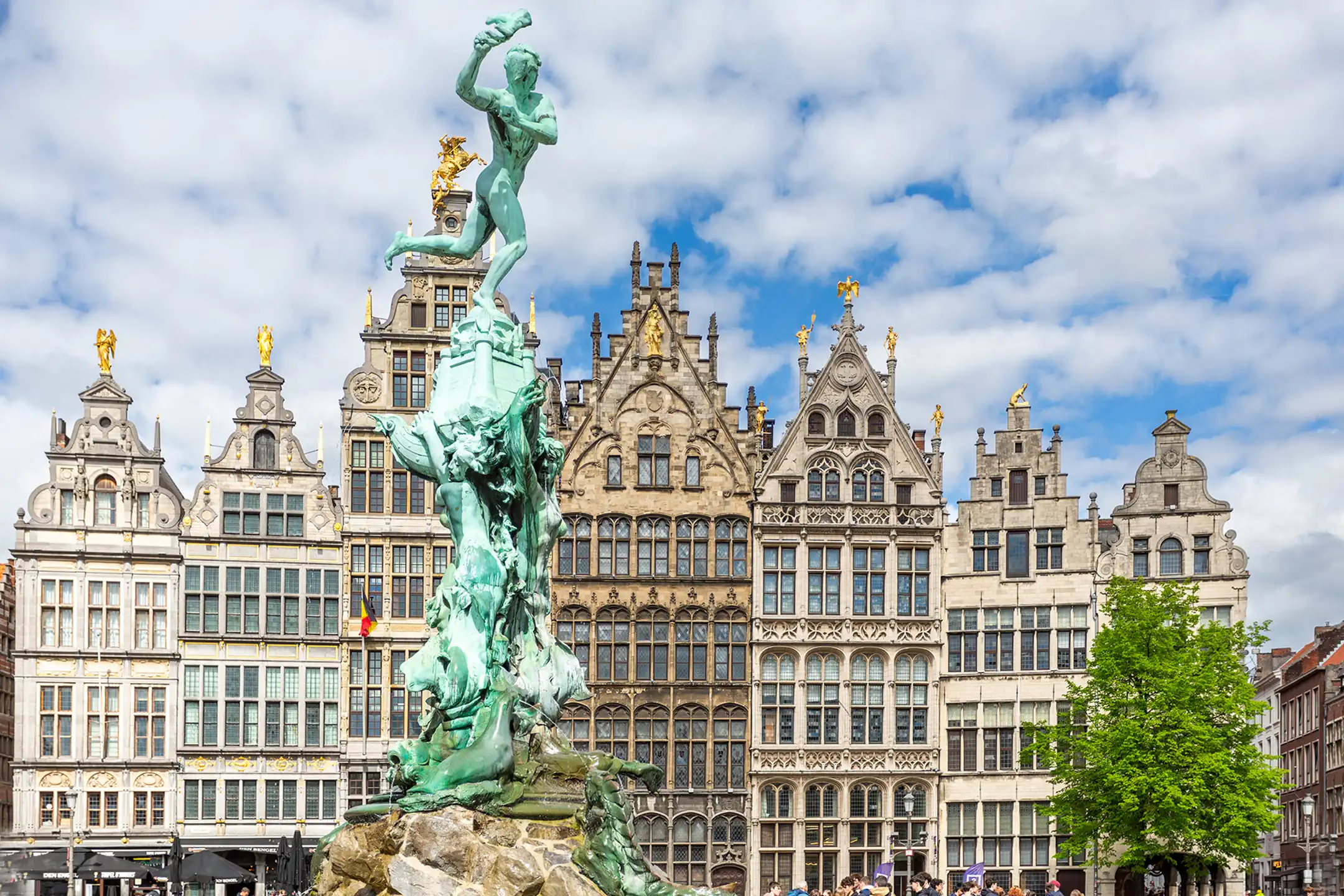Wonen in hartje Antwerpen met 2 slaapkamers foto 9