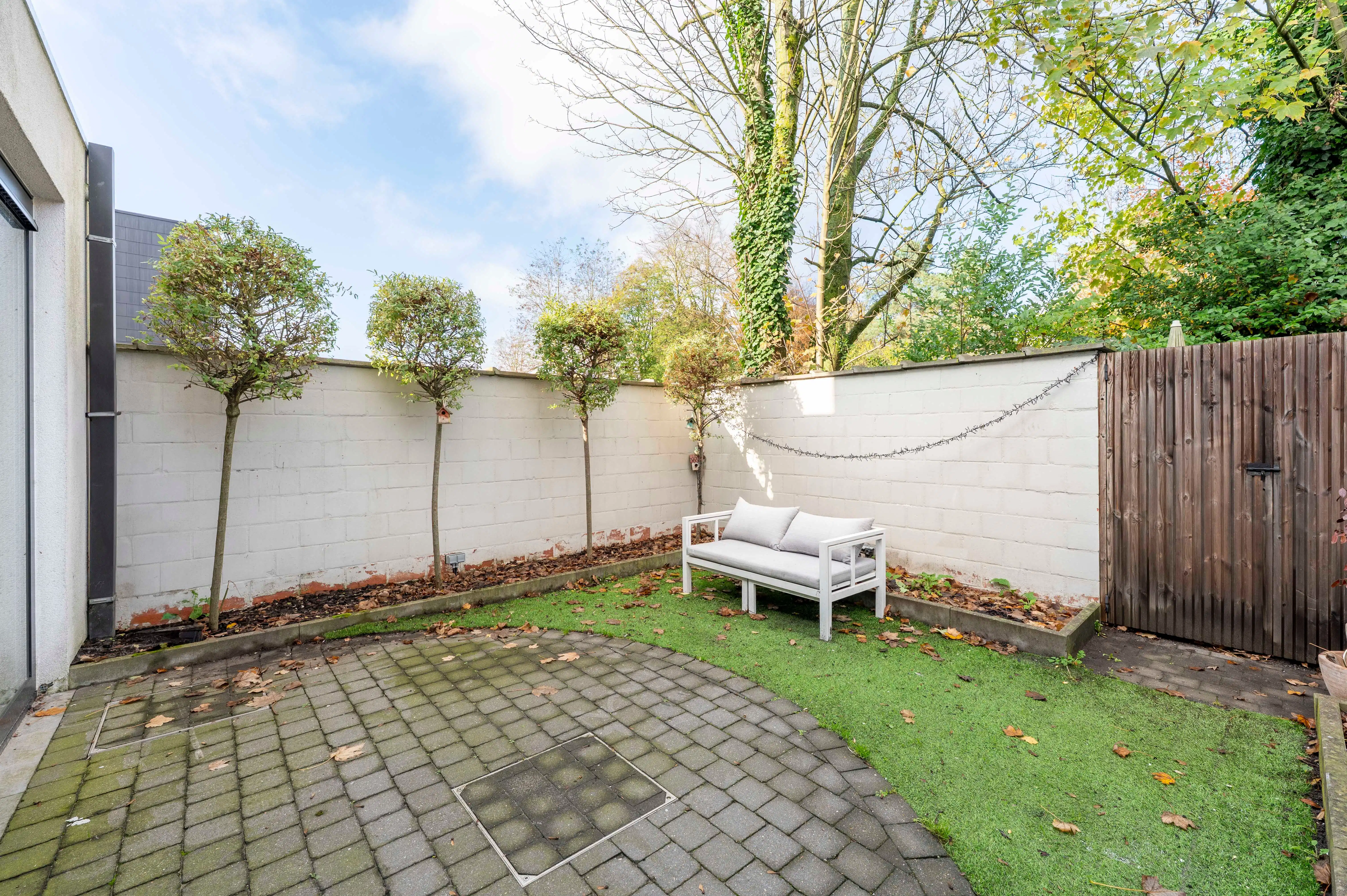 Moderne gezinswoning met gezellige stadstuin op de Lage Kaart te Brasschaat! foto 8