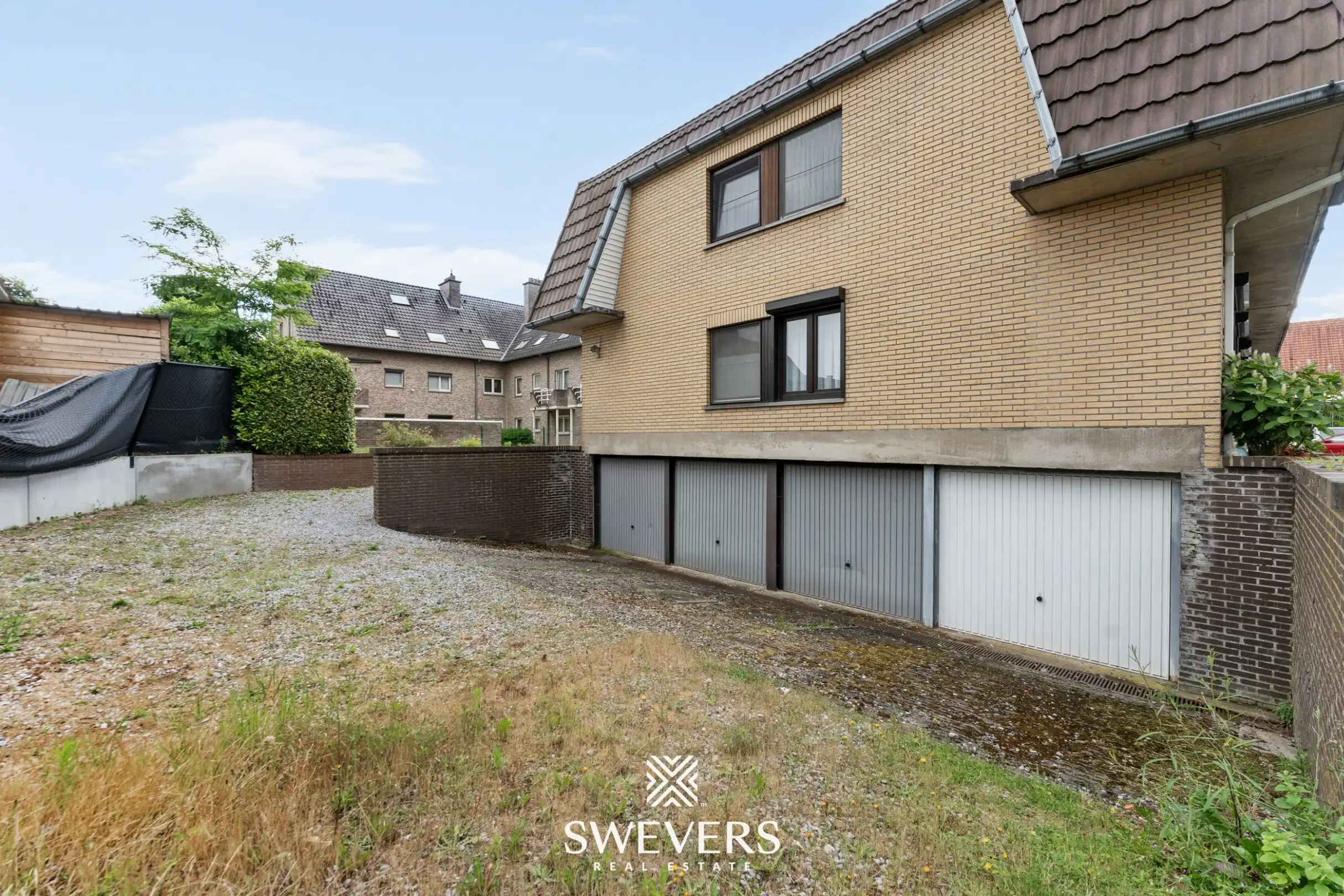 Instapklaar gerenoveerd appartement met 3 slaapkamers en een garage in centrum Houthalen foto 26