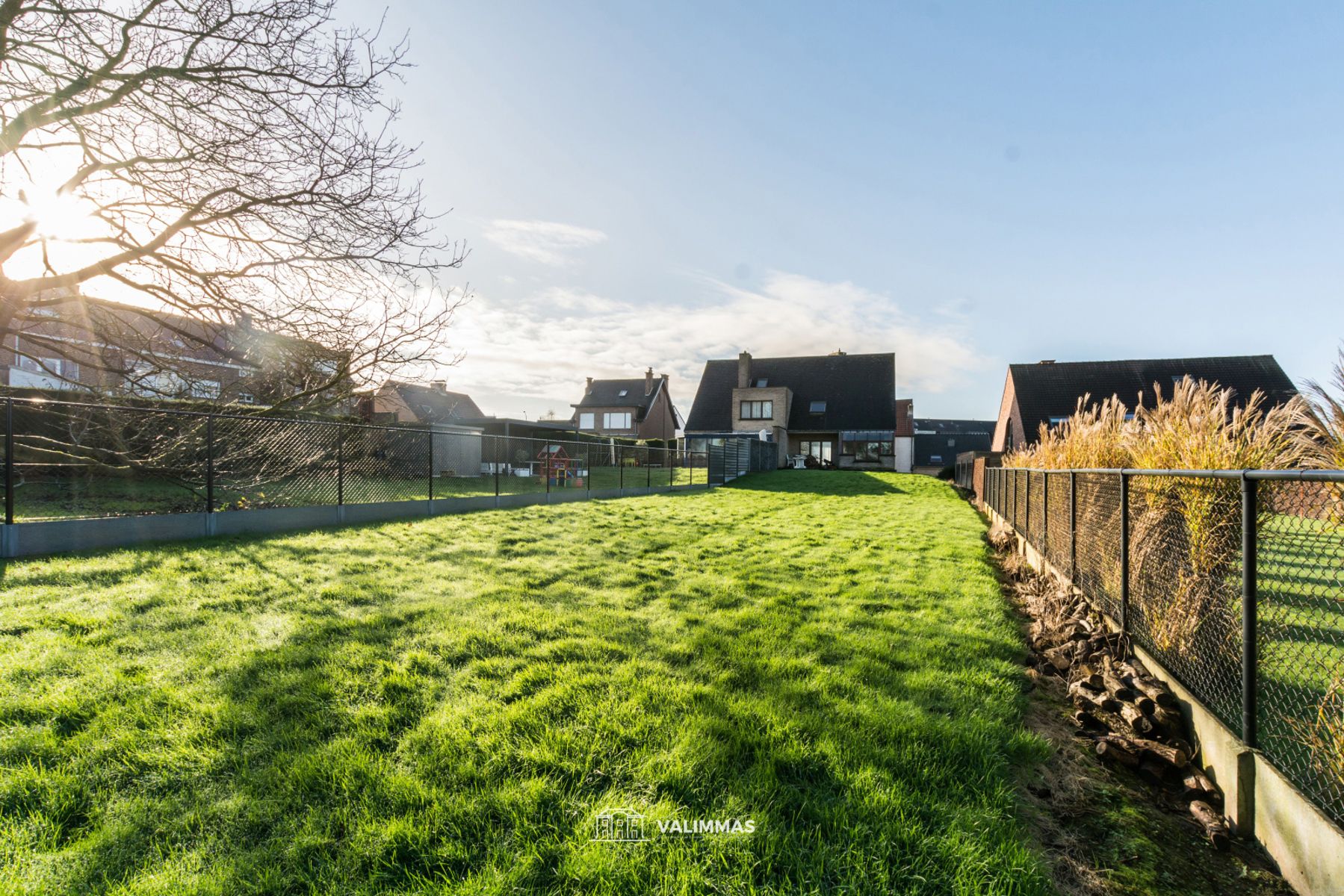 Ruime, verzorgde driegevelwoning met garage en mooie tuin... foto 5